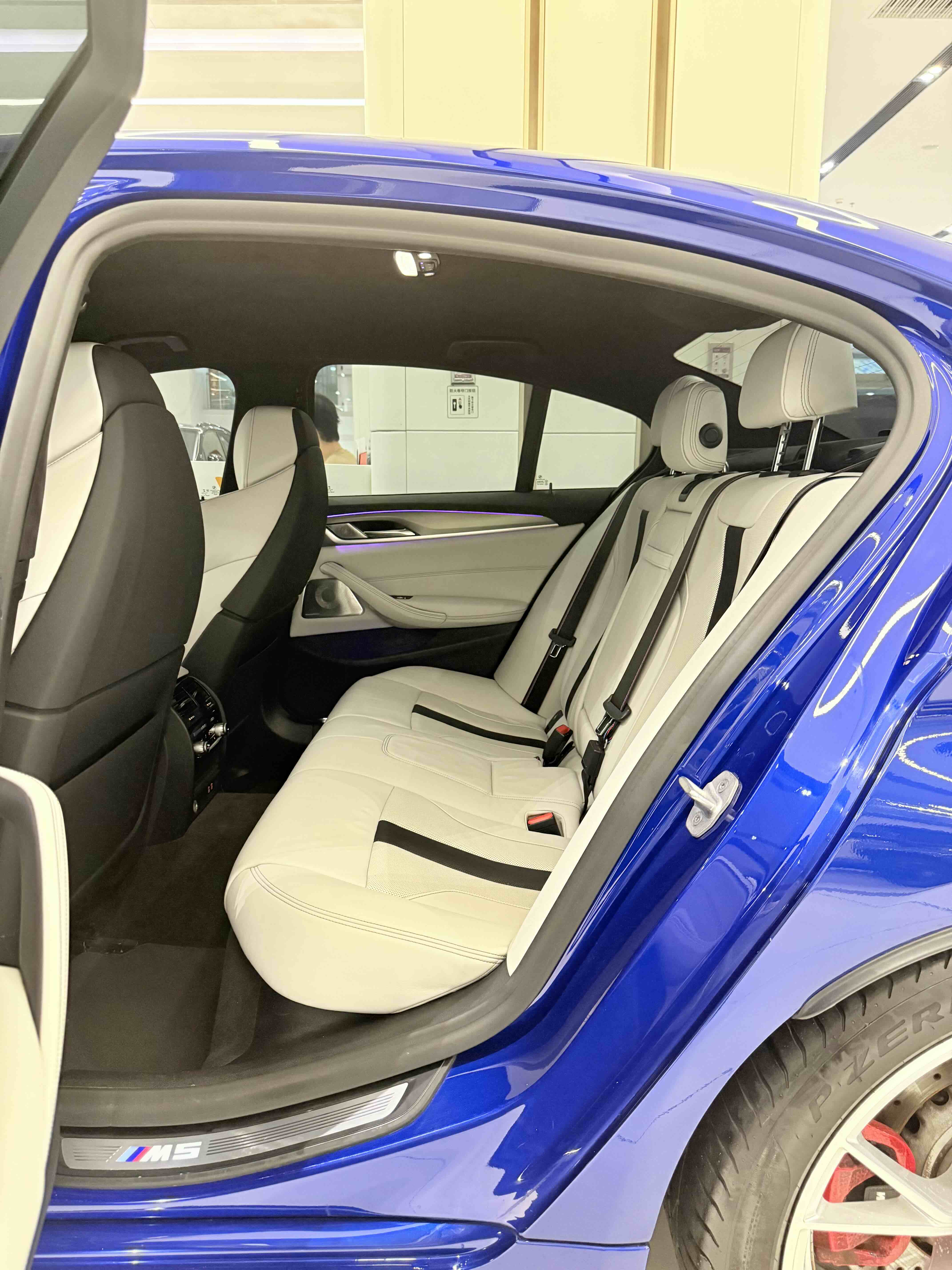 BMW M5 2021 изображение автомобиля #7