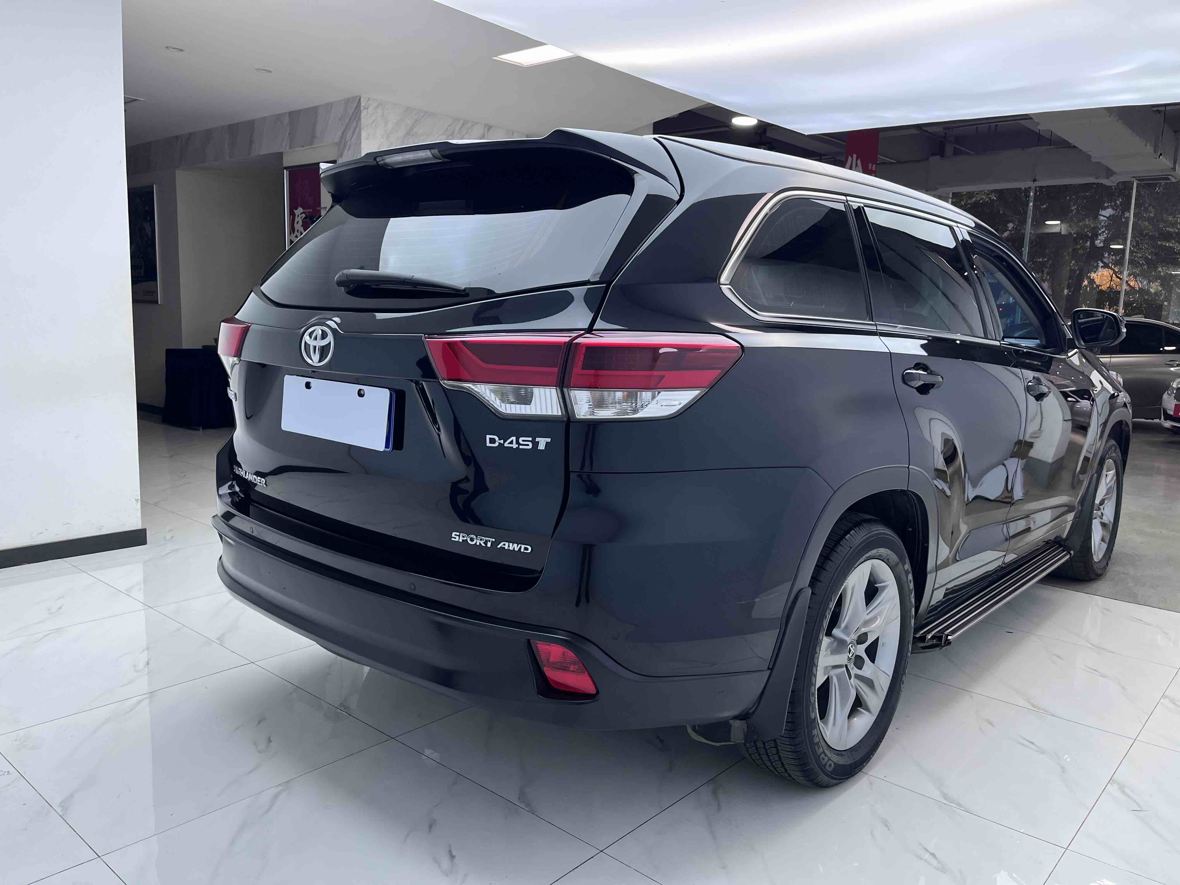 Toyota Highlander 2020 car image #7