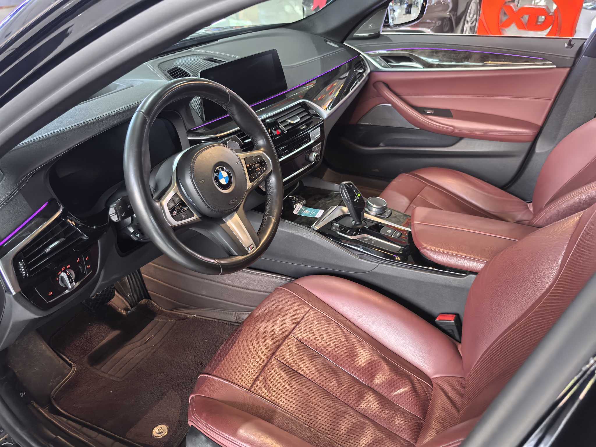 BMW 5 Series 2019 car image #7