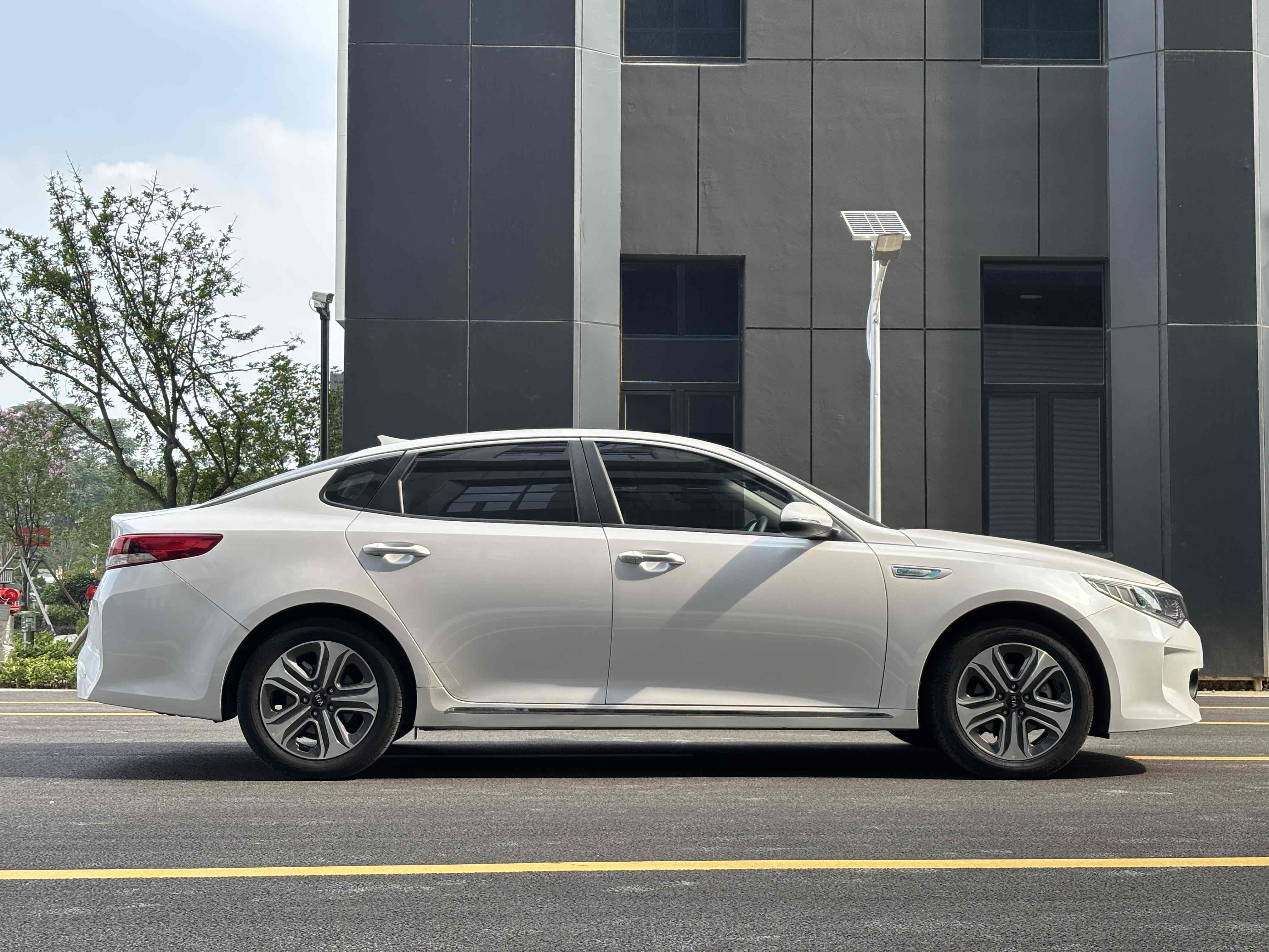 起亚 起亚K5新能源 2020 汽车图片 #7