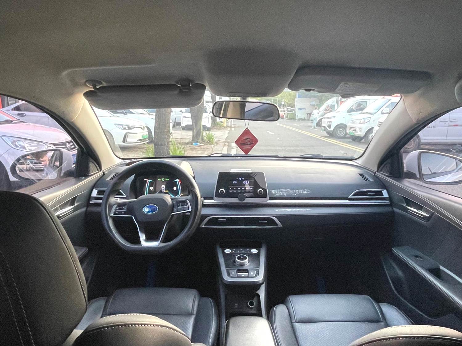 BYD e3 2020 car image #7