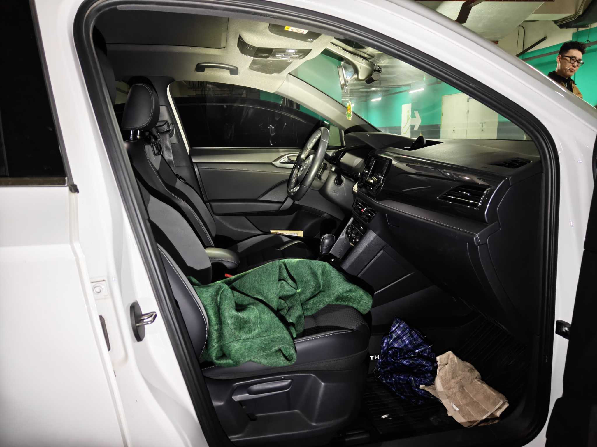 Volkswagen Tharu 2019 immagine di auto #7