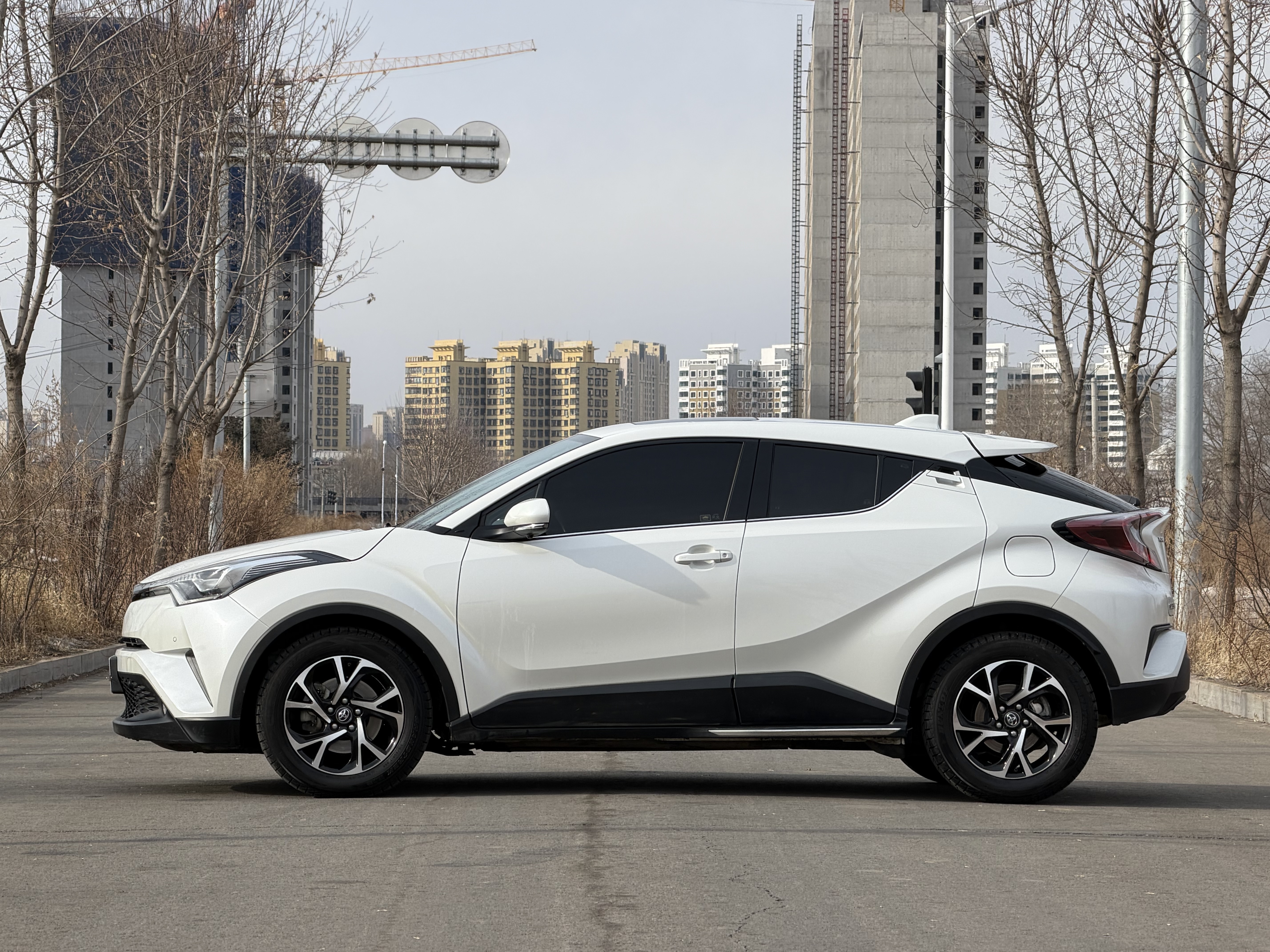 Toyota C-HR 2020 immagine di auto #7
