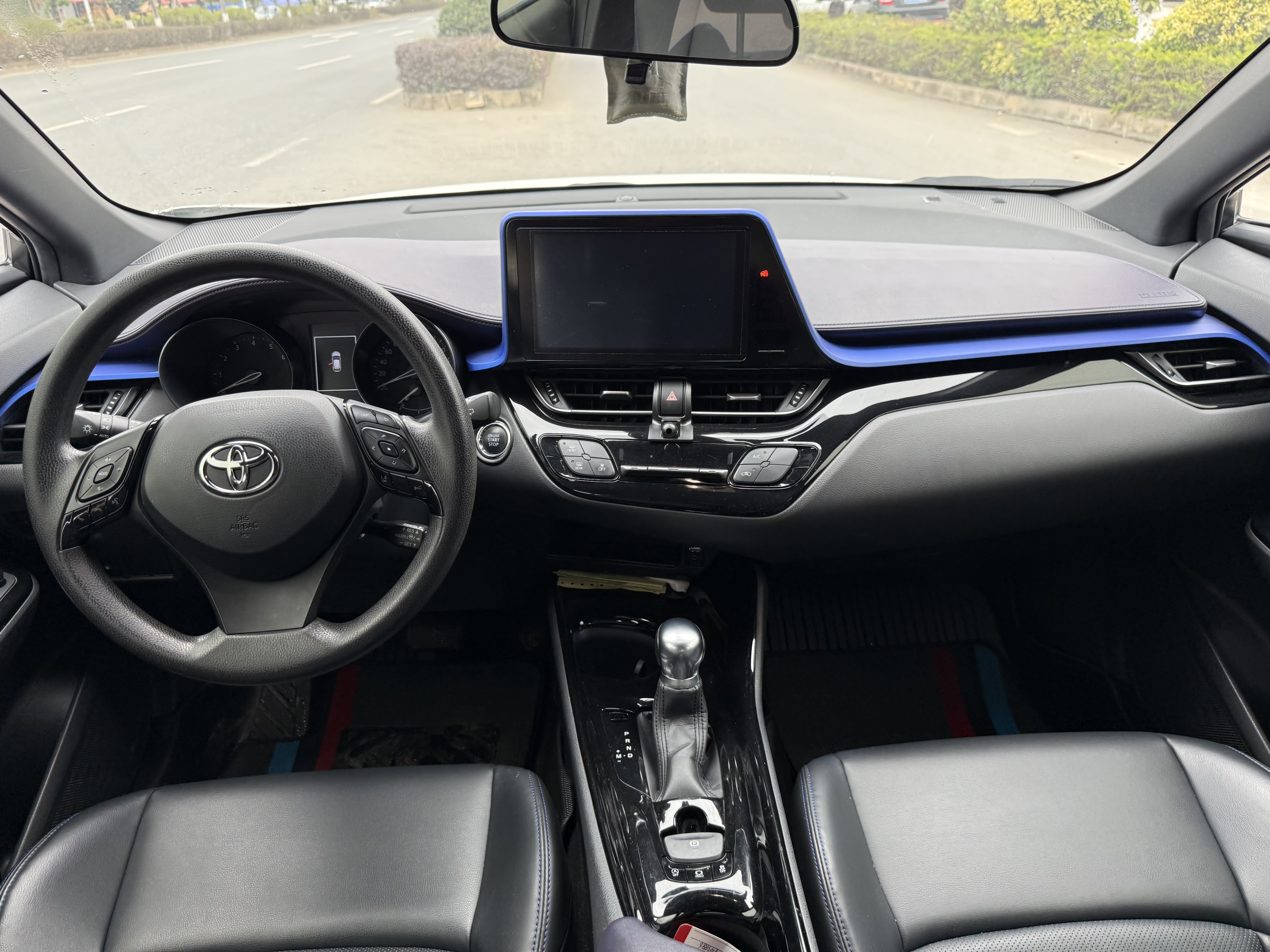 Toyota C-HR 2021 immagine di auto #7