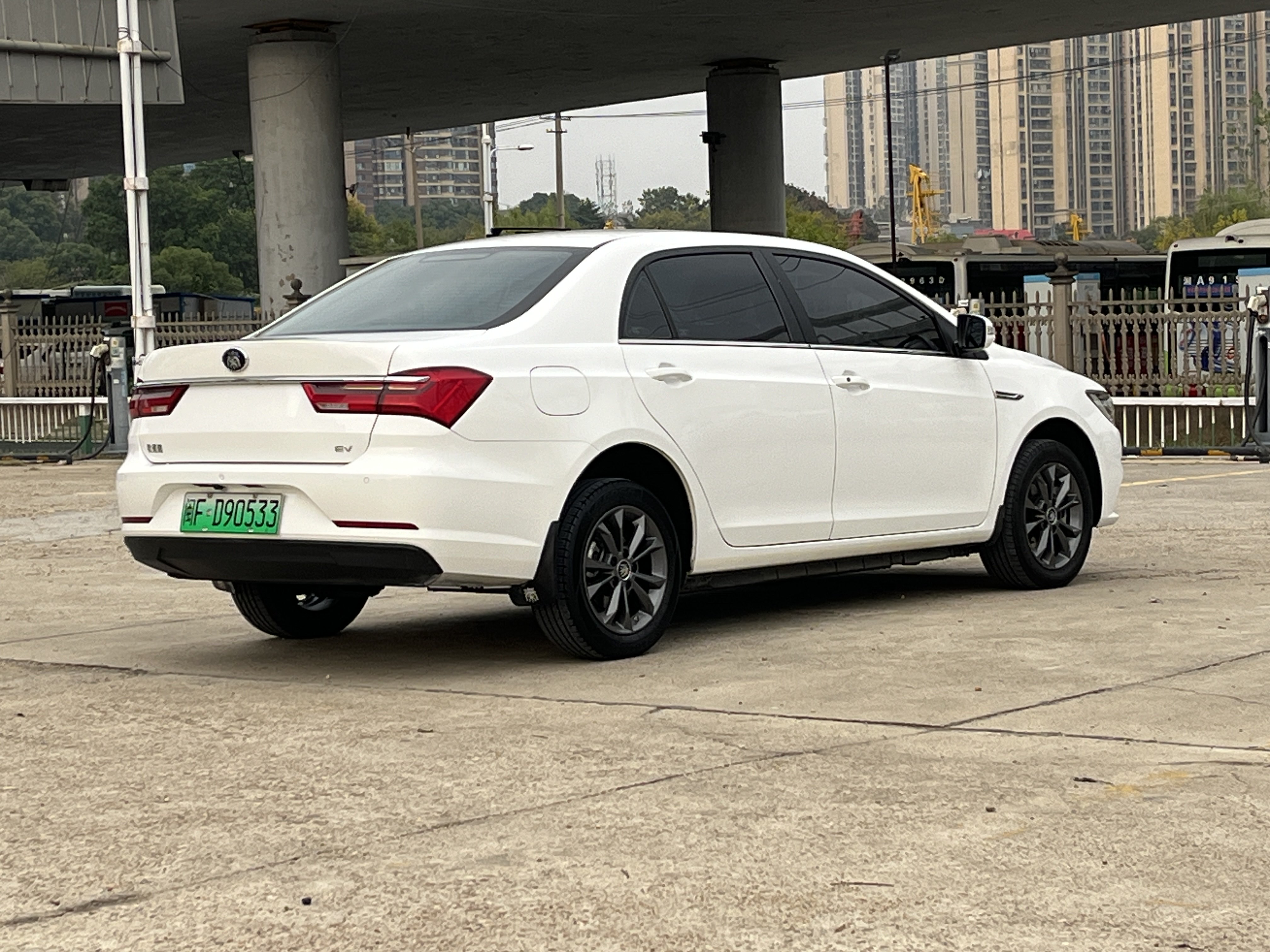 BYD Qin New Energy 2020 #7 BYD Qin New Energy 2020 car image #7