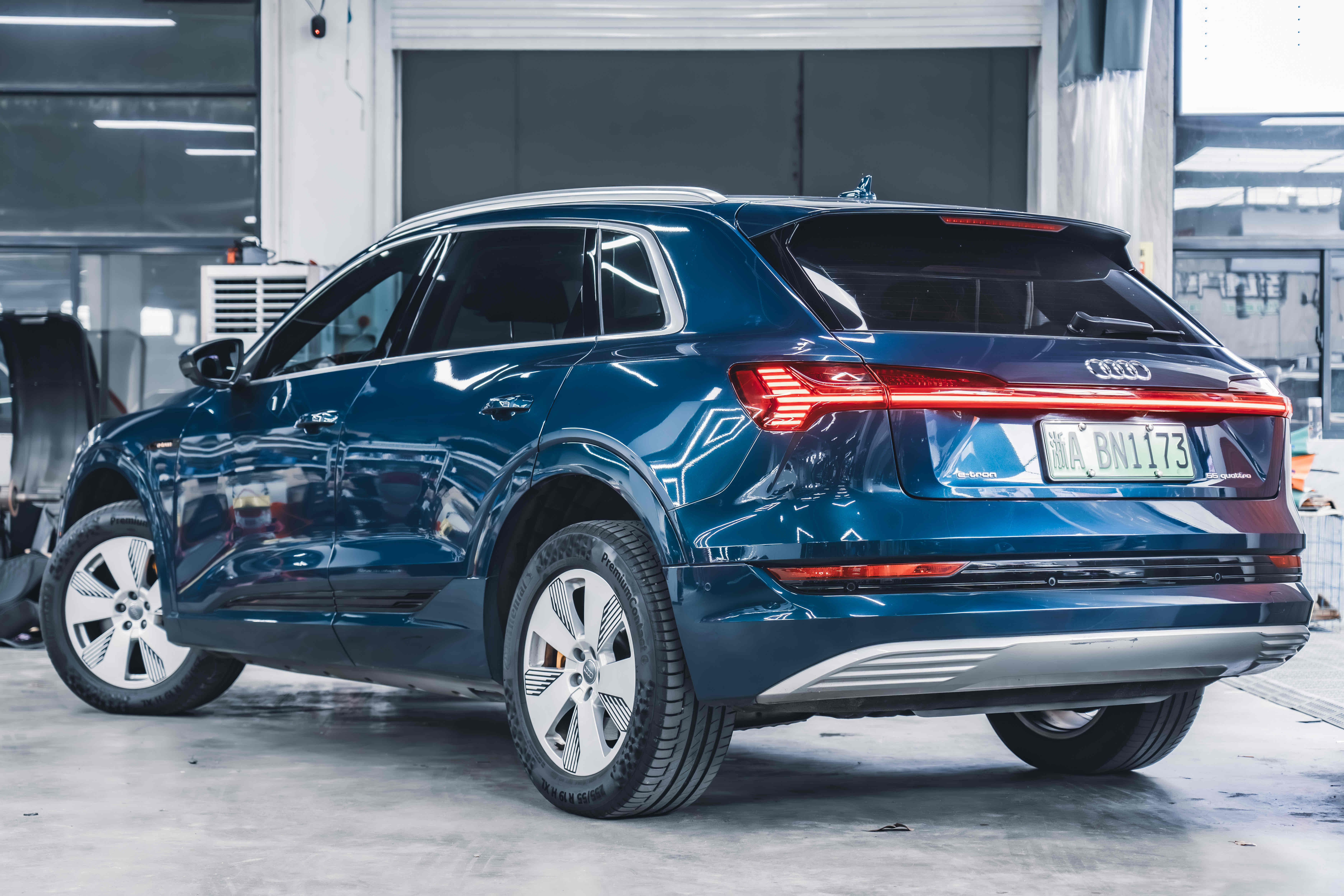 Audi e-tron (Imported) 2020 car image #7