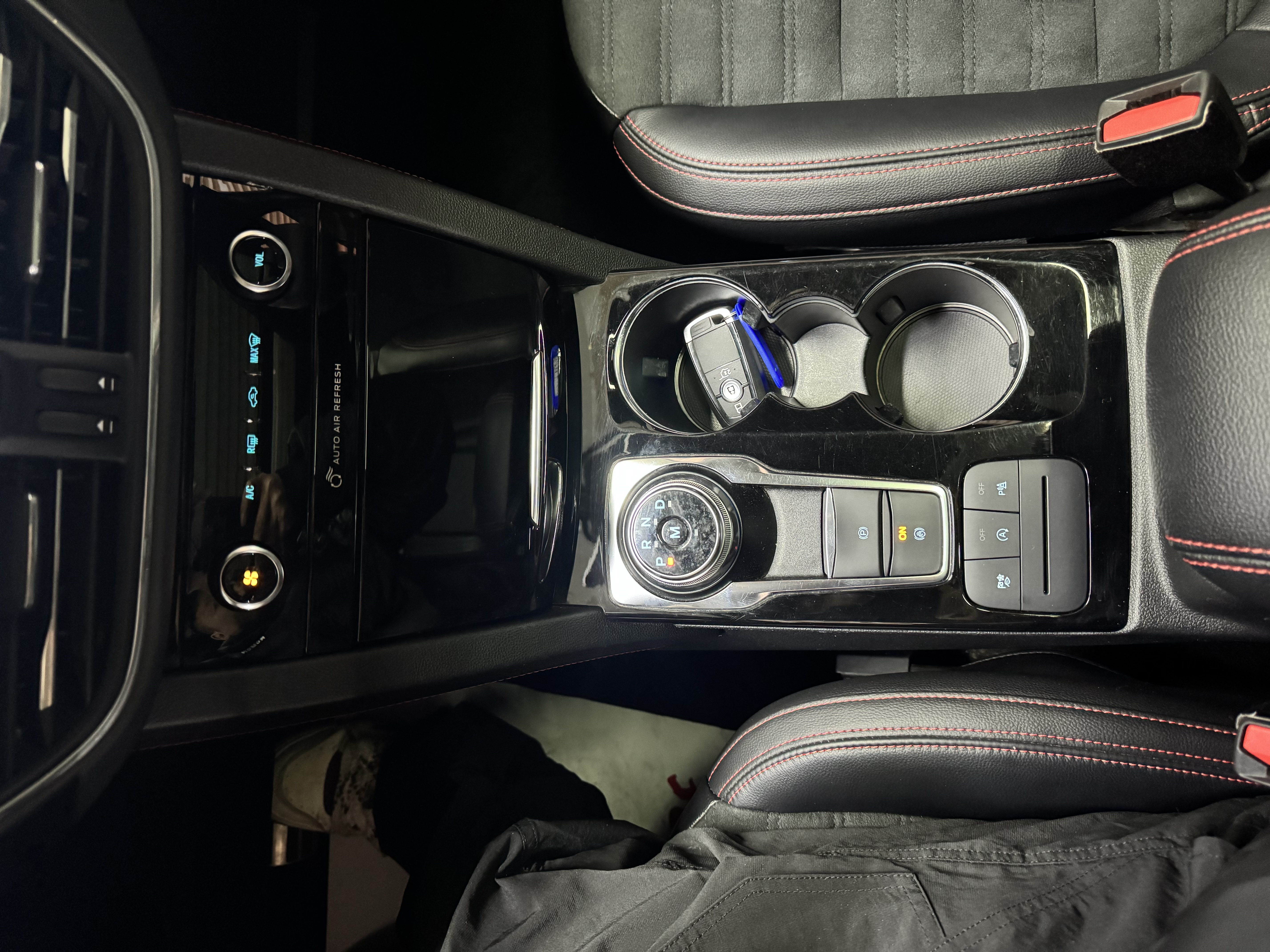 Ford Escape 2020 immagine di auto #7