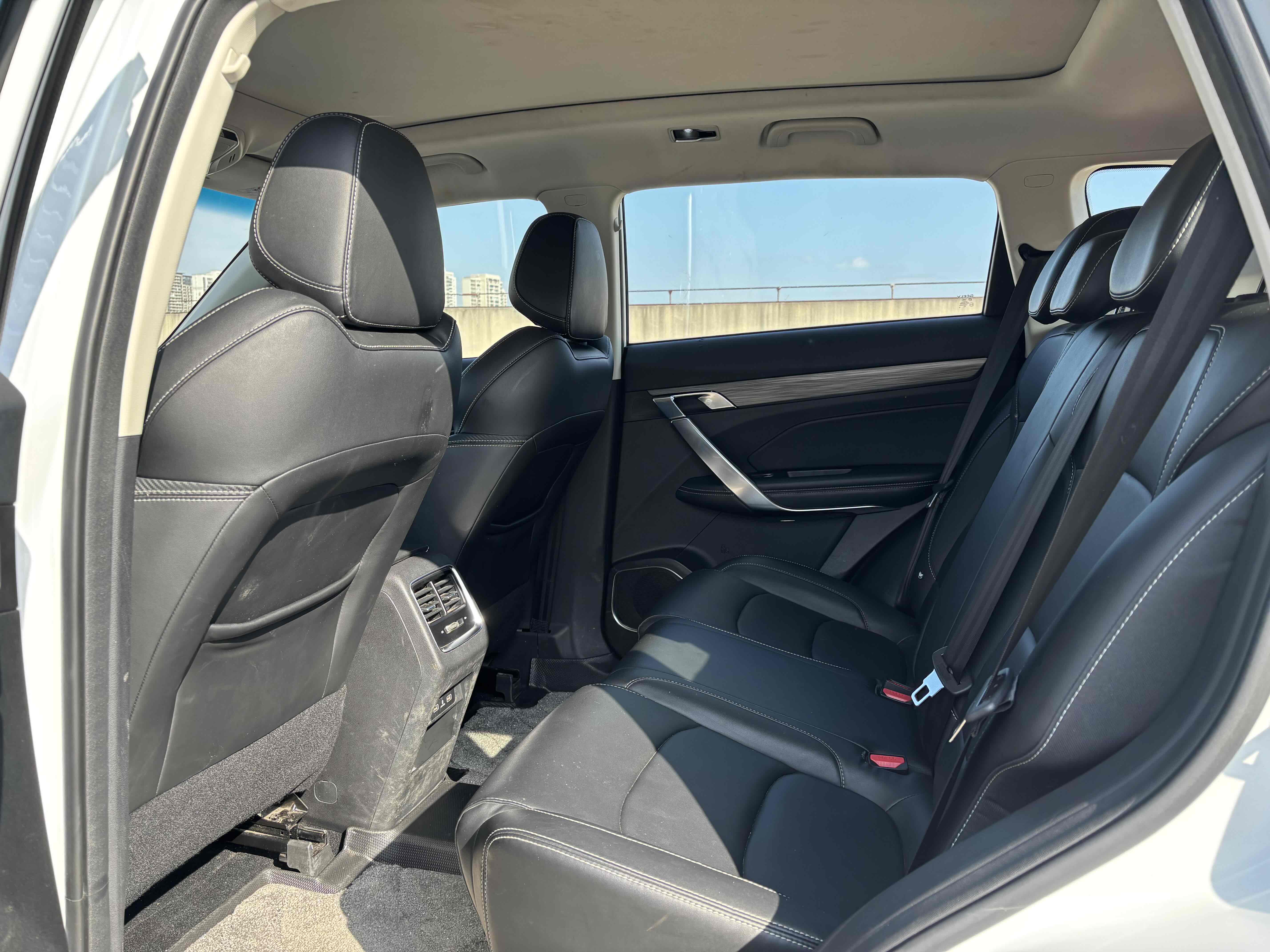GEELY Boyue 2021 #7 GEELY Boyue 2021 car image #7