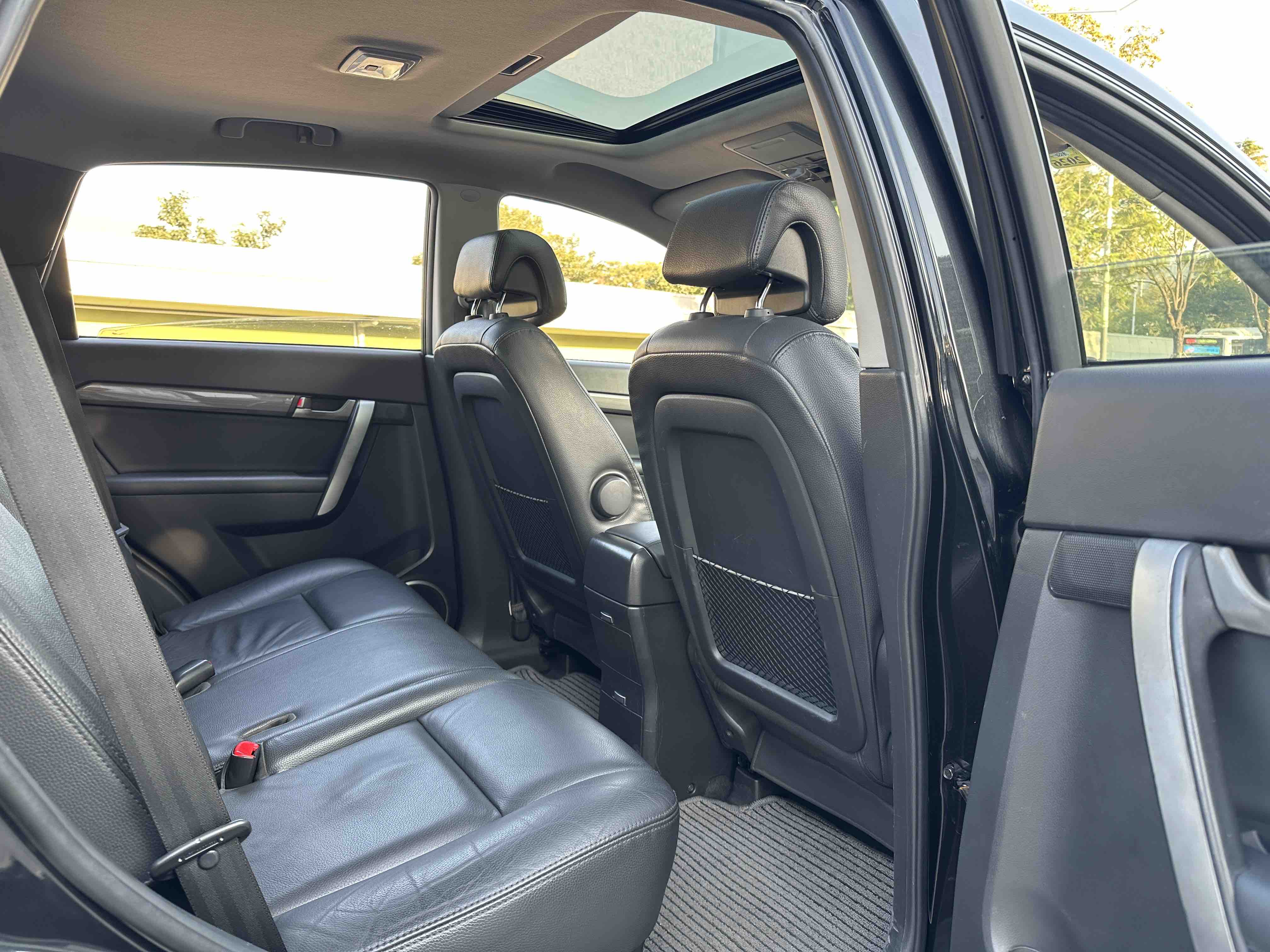 Chevrolet Captiva (Imported) 2011 car image #7