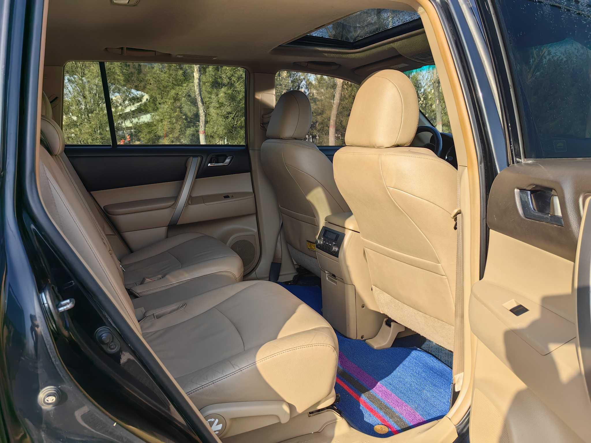 Toyota Highlander 2010 #7 Toyota Highlander 2010 car image #7