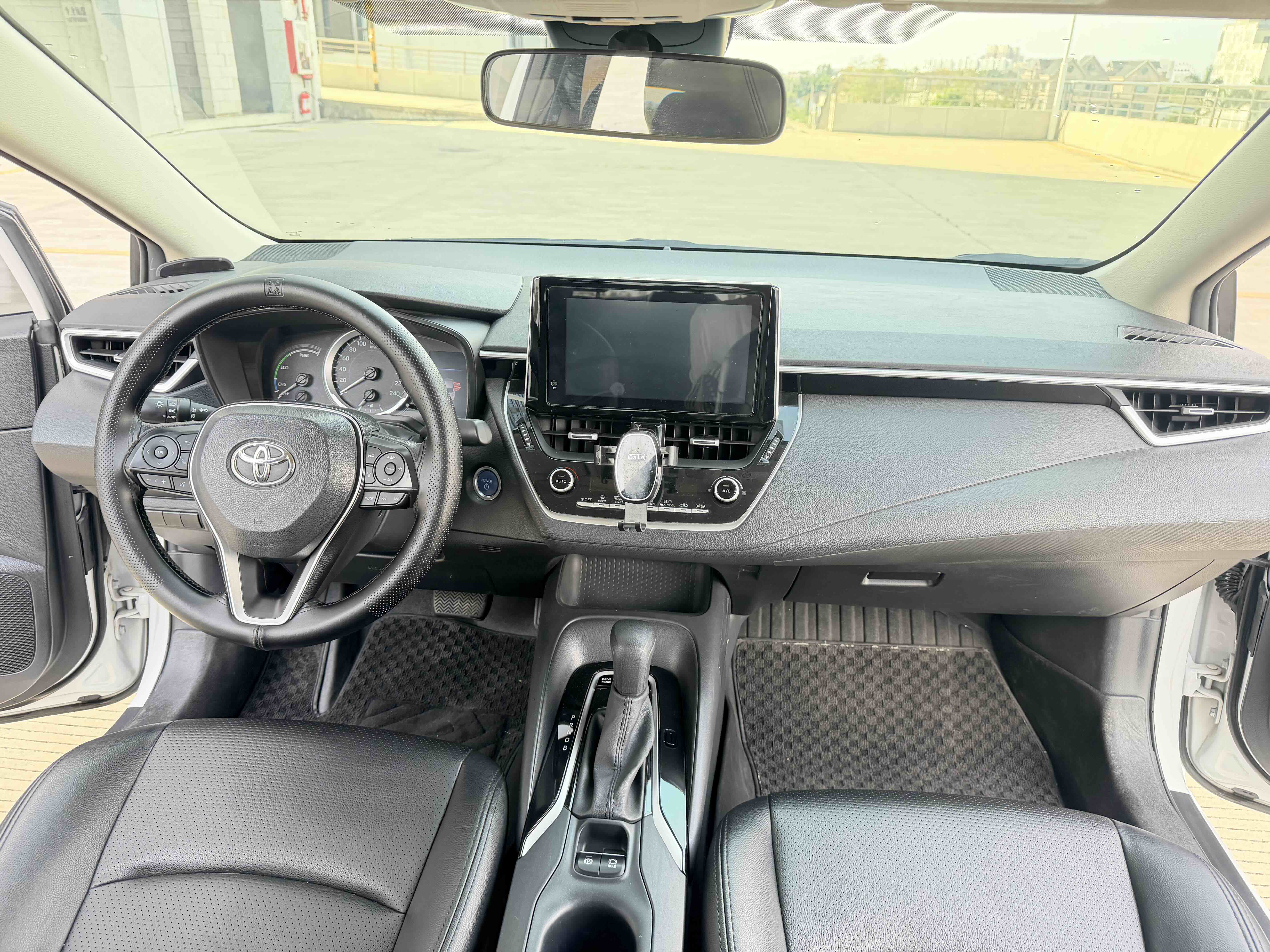 Toyota Corolla Hybird E+ 2020 car image #7