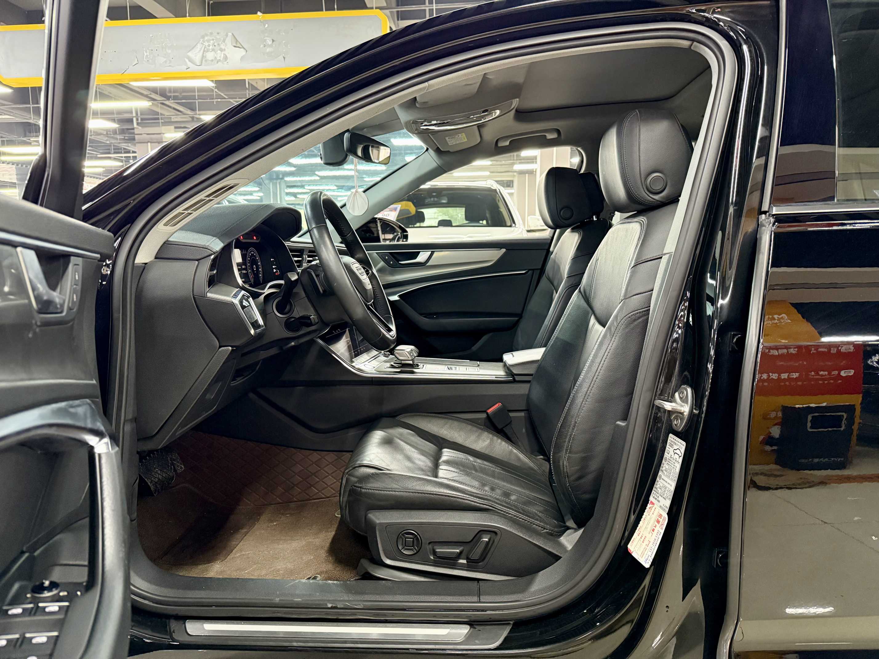 Audi A6L 2020 car image #7