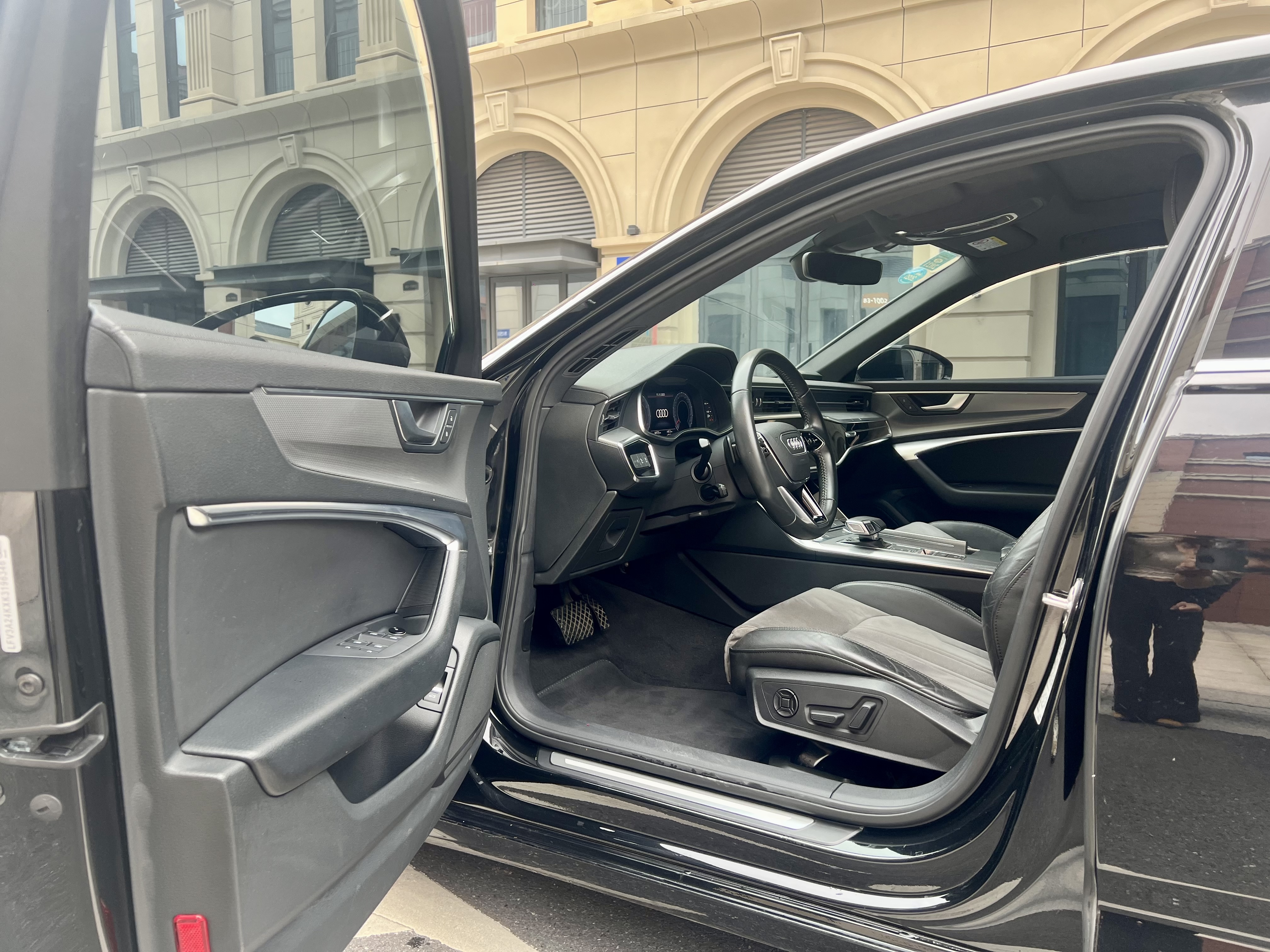 Audi A6L e-tron 2019 #7 Audi A6L e-tron 2019 صورة سيارة #7