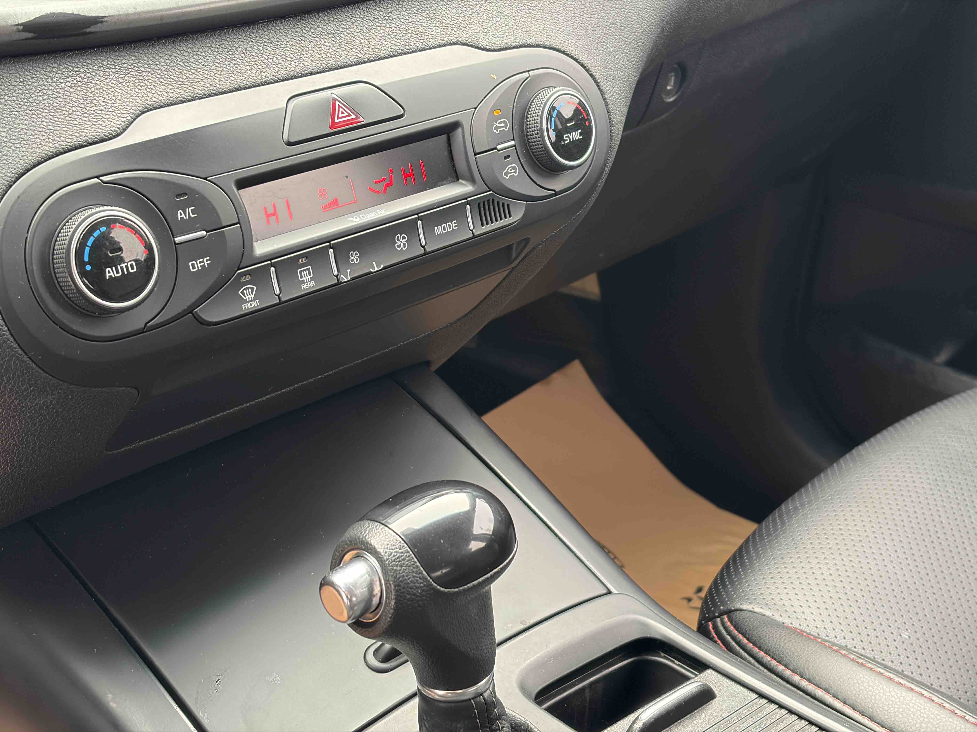 Kia Sorento 2015 immagine di auto #7