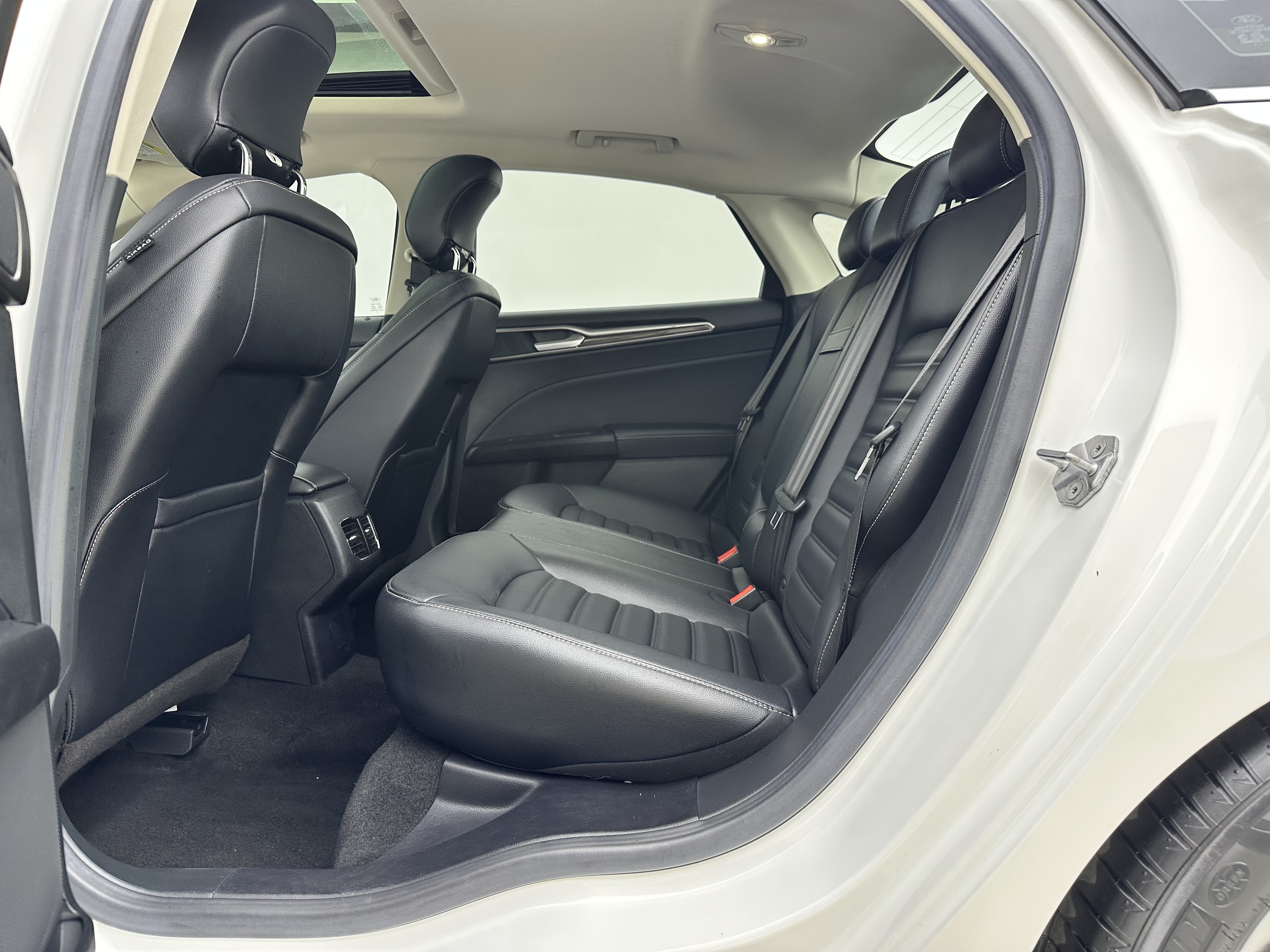 Ford Mondeo 2022 #7 Ford Mondeo 2022 car image #7