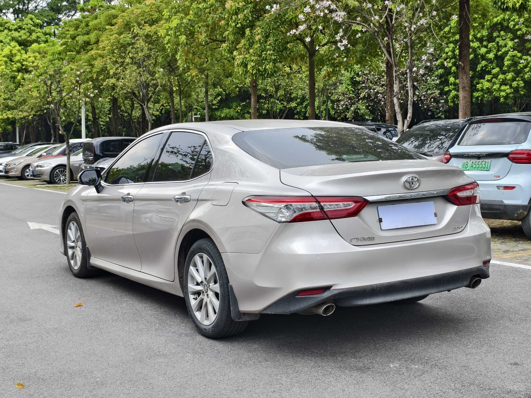 Toyota Camry 2020 car image #7