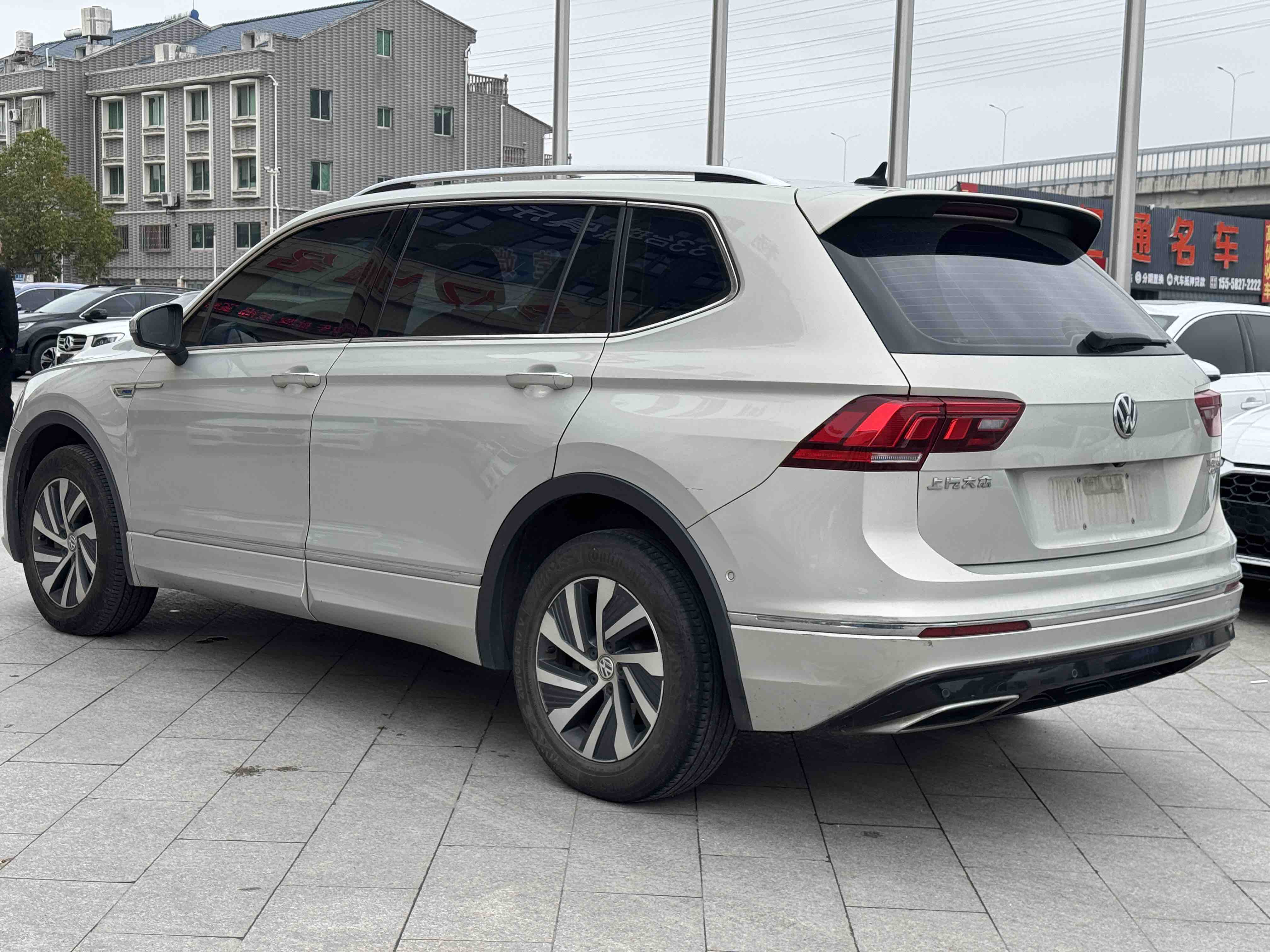 Volkswagen Tiguan L New Energy 2020 изображение автомобиля #7