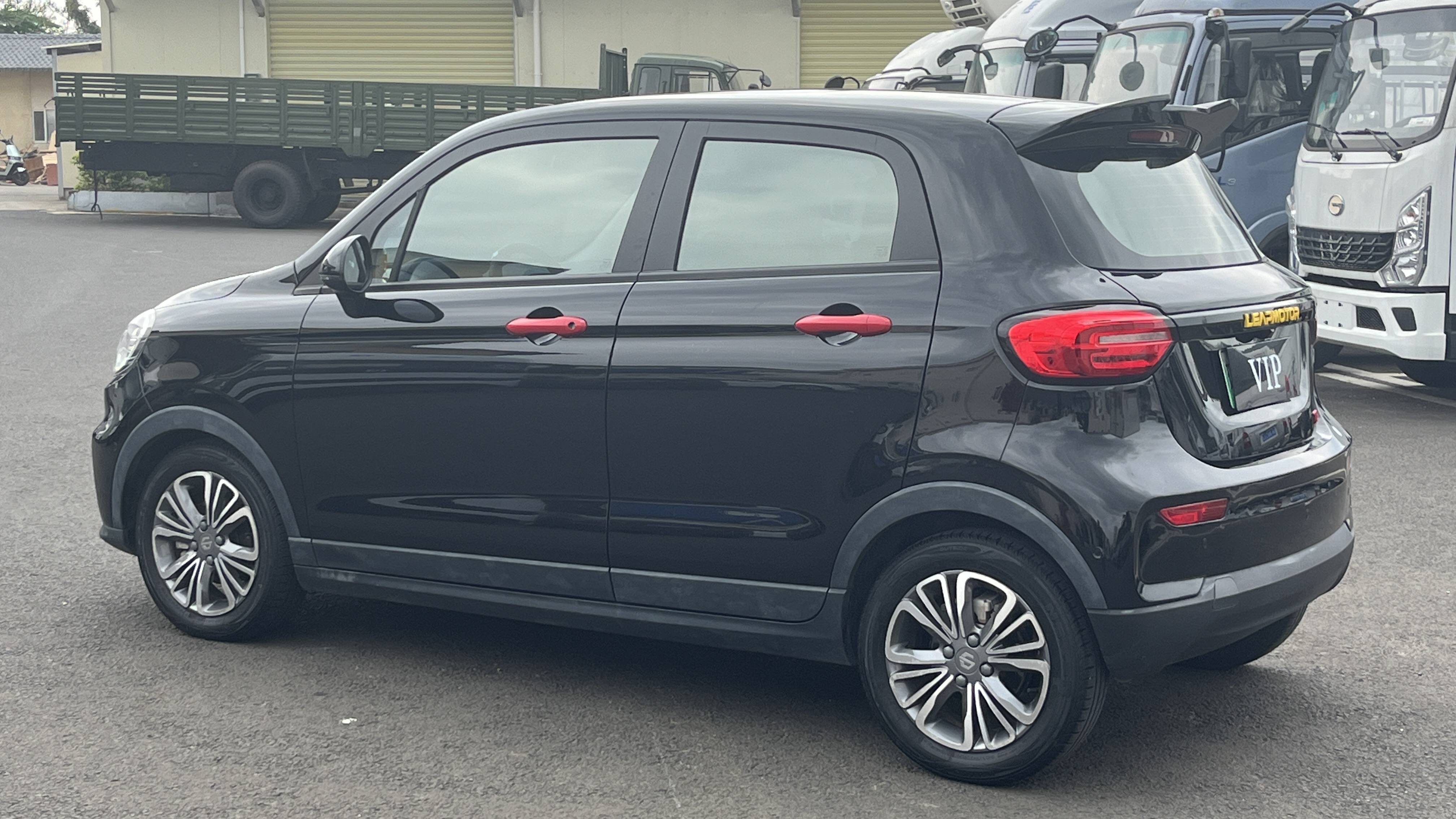 零跑汽车 零跑T03 2021 汽车图片 #7