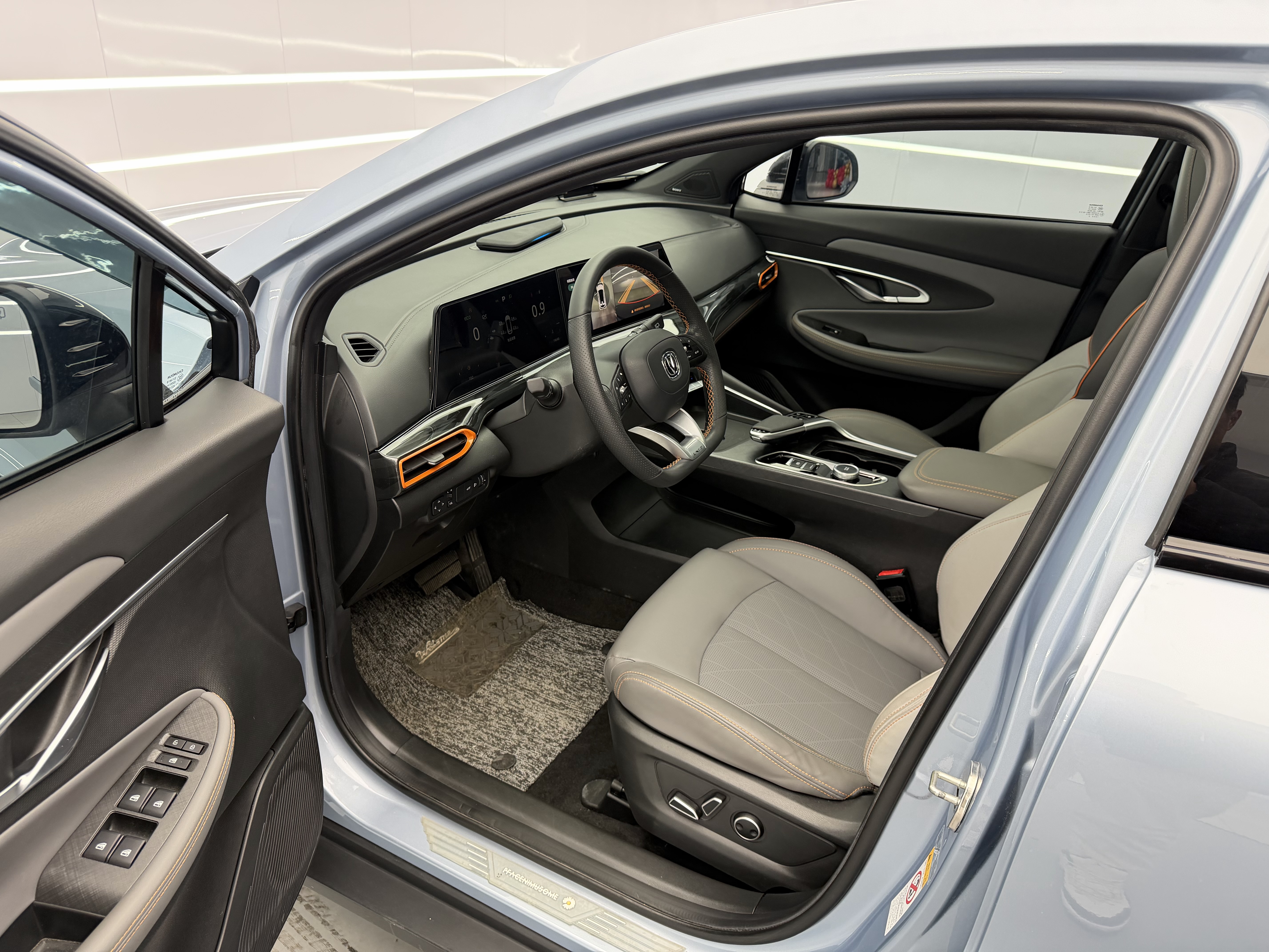 Changan UNI-T 2021 car image #7
