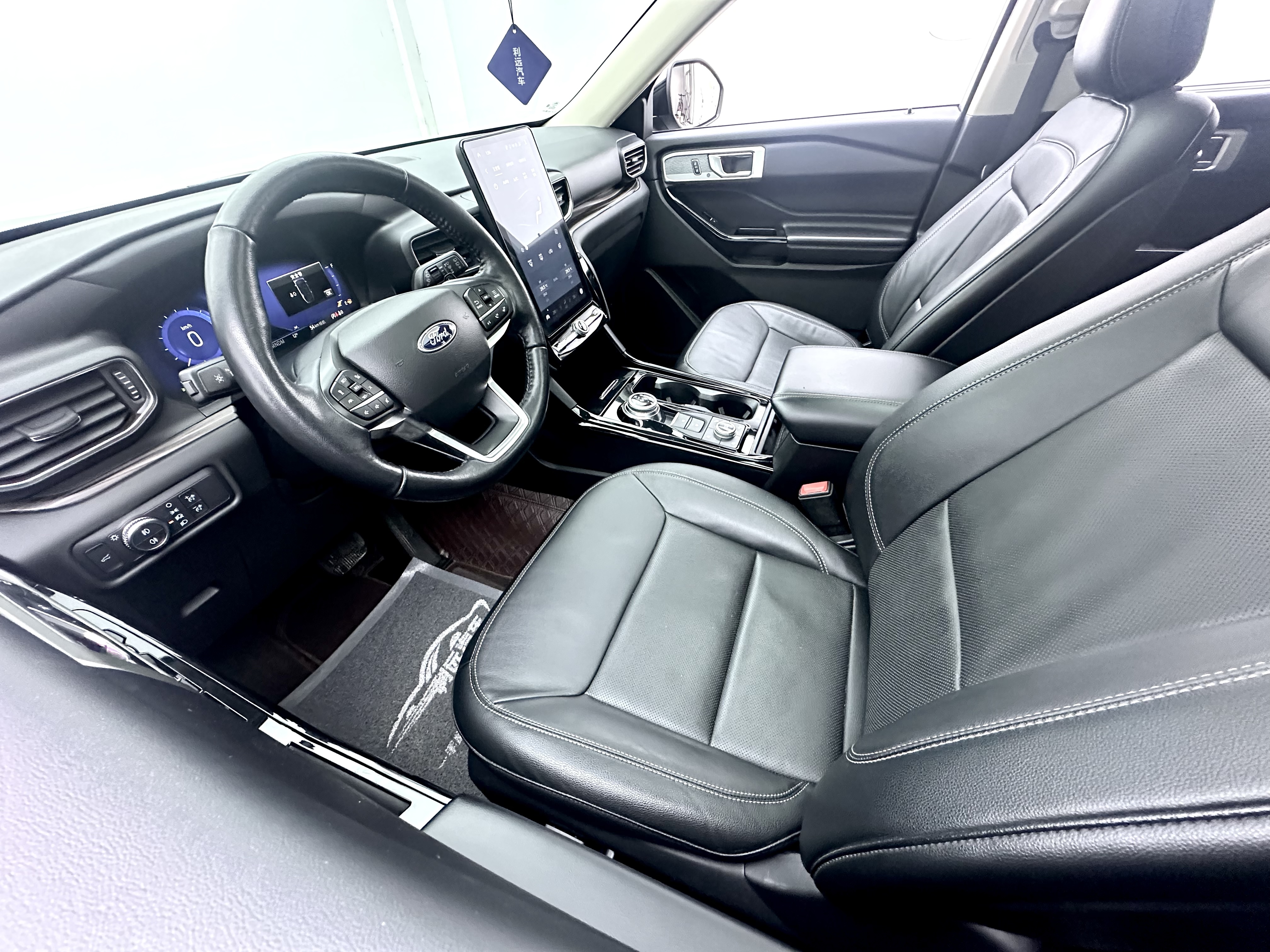 Ford Explorer 2022 #7 Ford Explorer 2022 car image #7