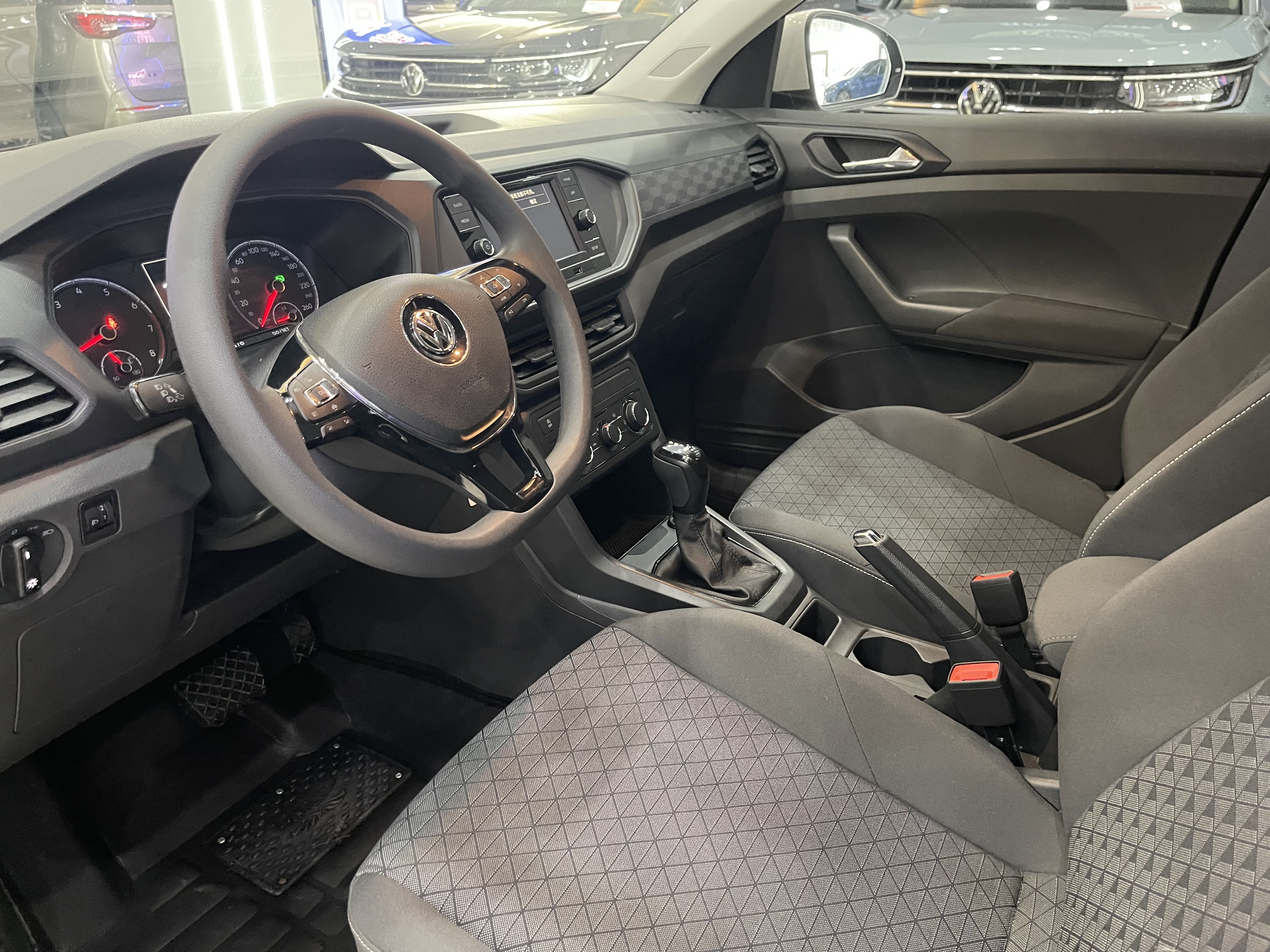 Volkswagen T-Cross 2021 #7 Volkswagen T-Cross 2021 car image #7