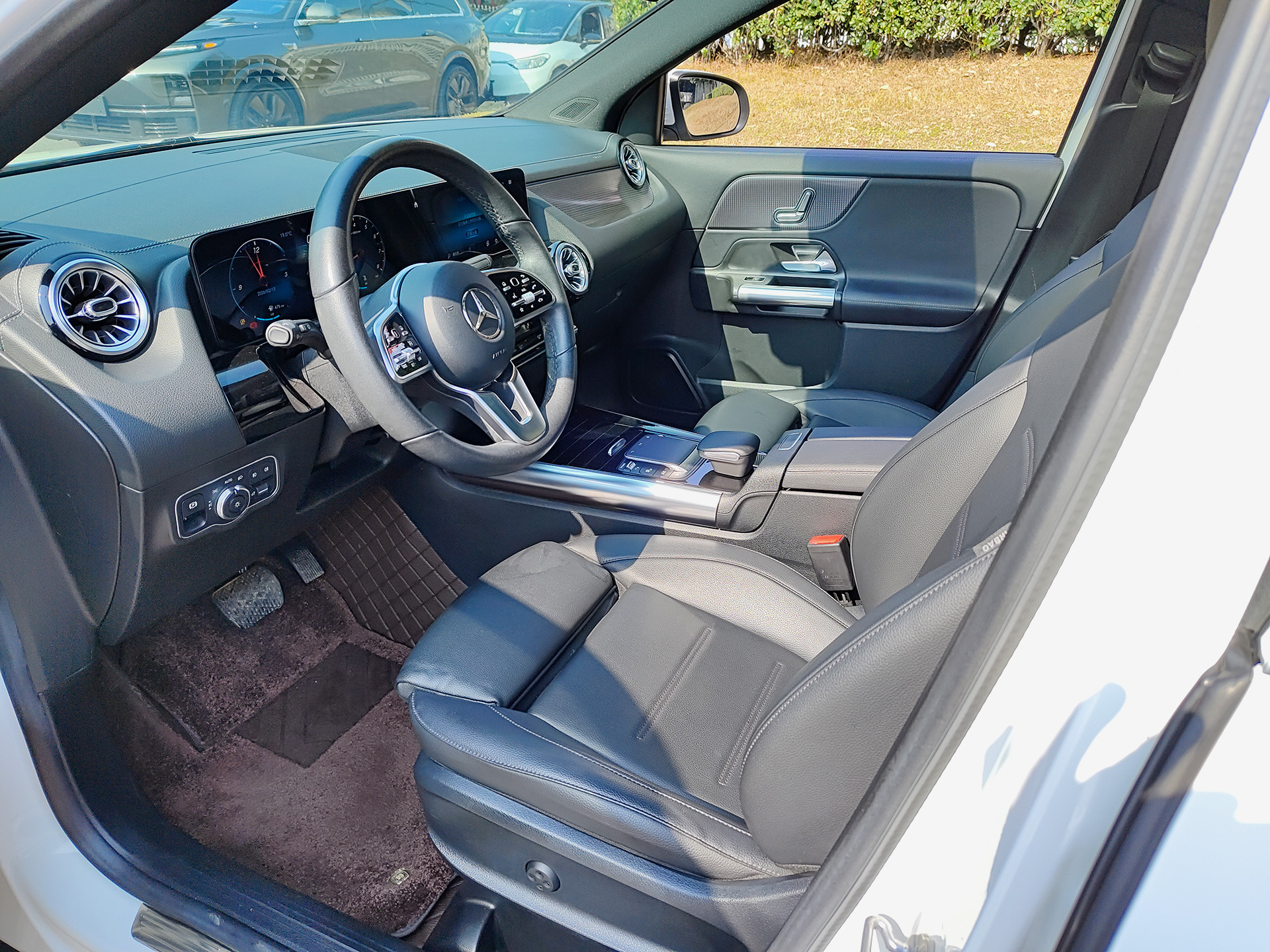 Mercedes-Benz 2021 car image #7