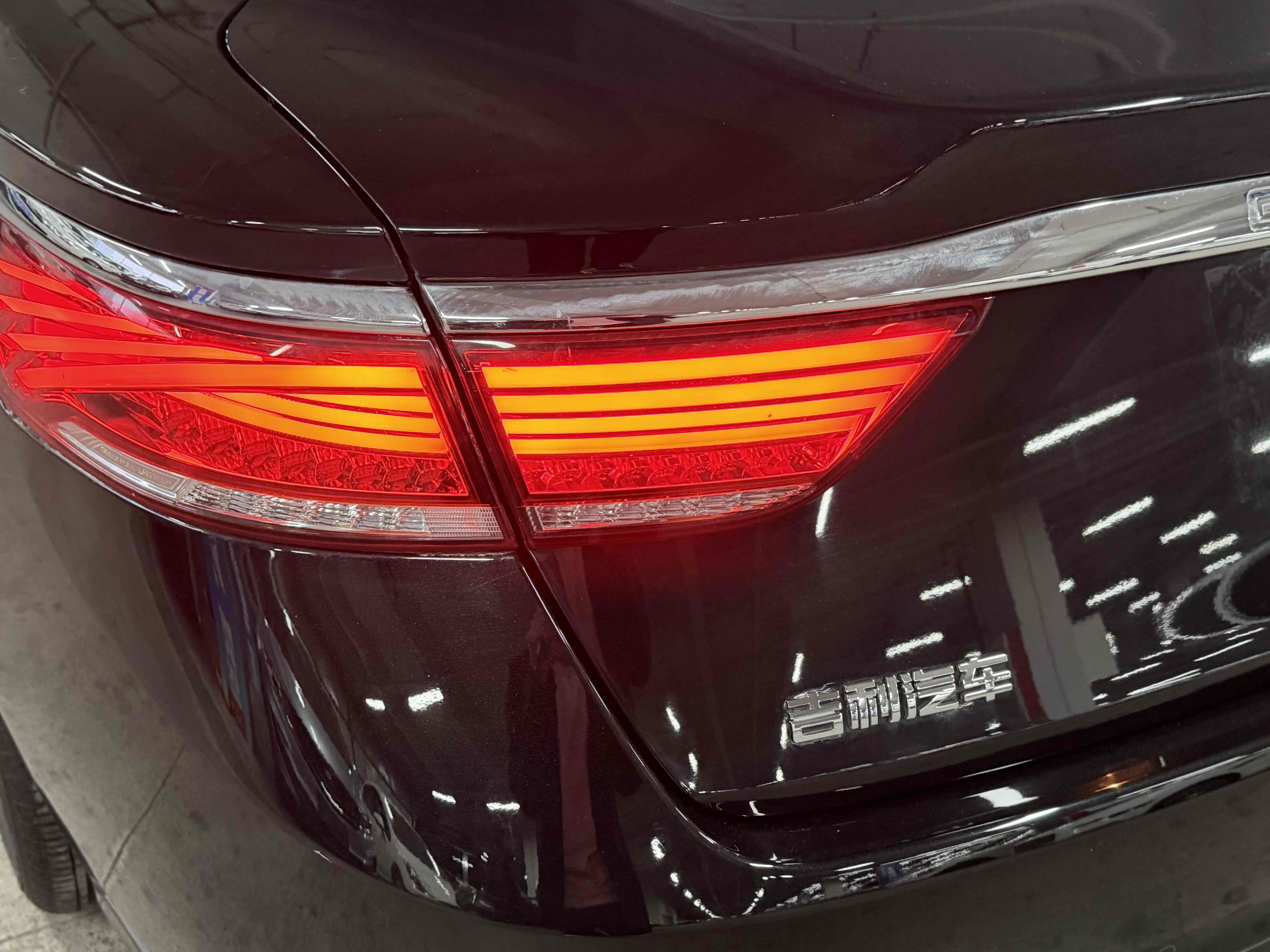 GEELY Ulion New Energy 2021 car image #7