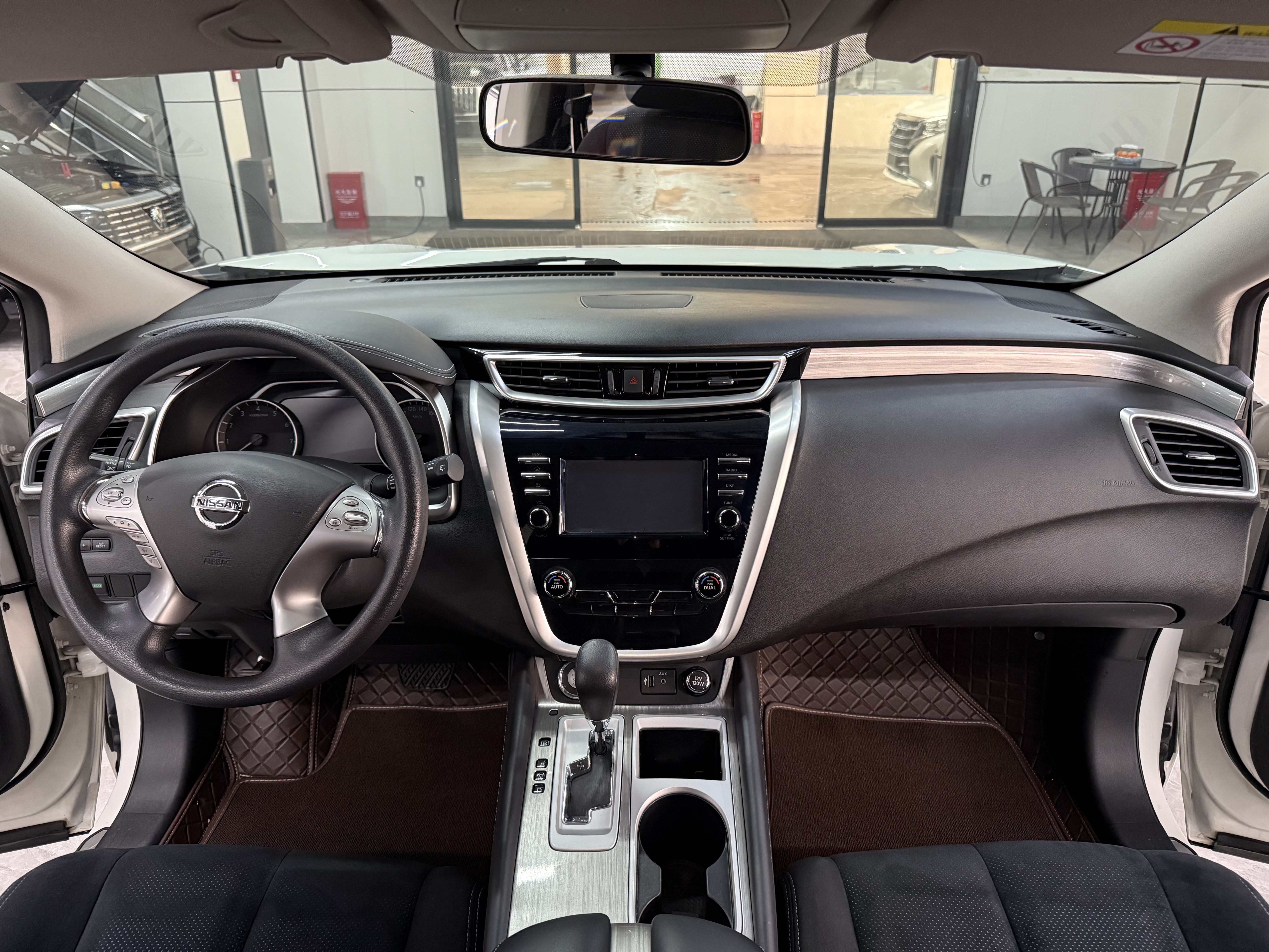 Nissan 2023 car image #7