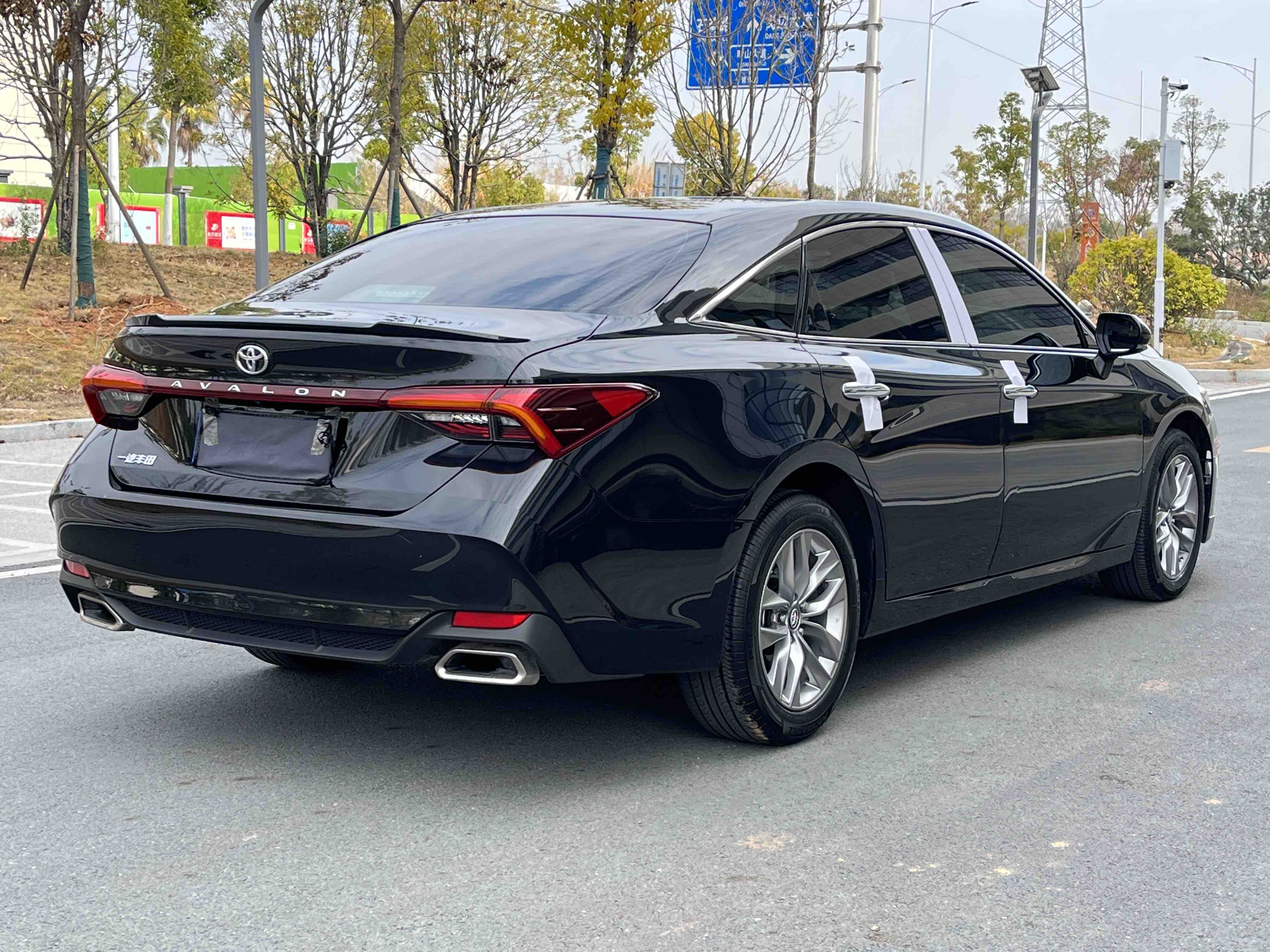 Toyota Avalon 2022 car image #7