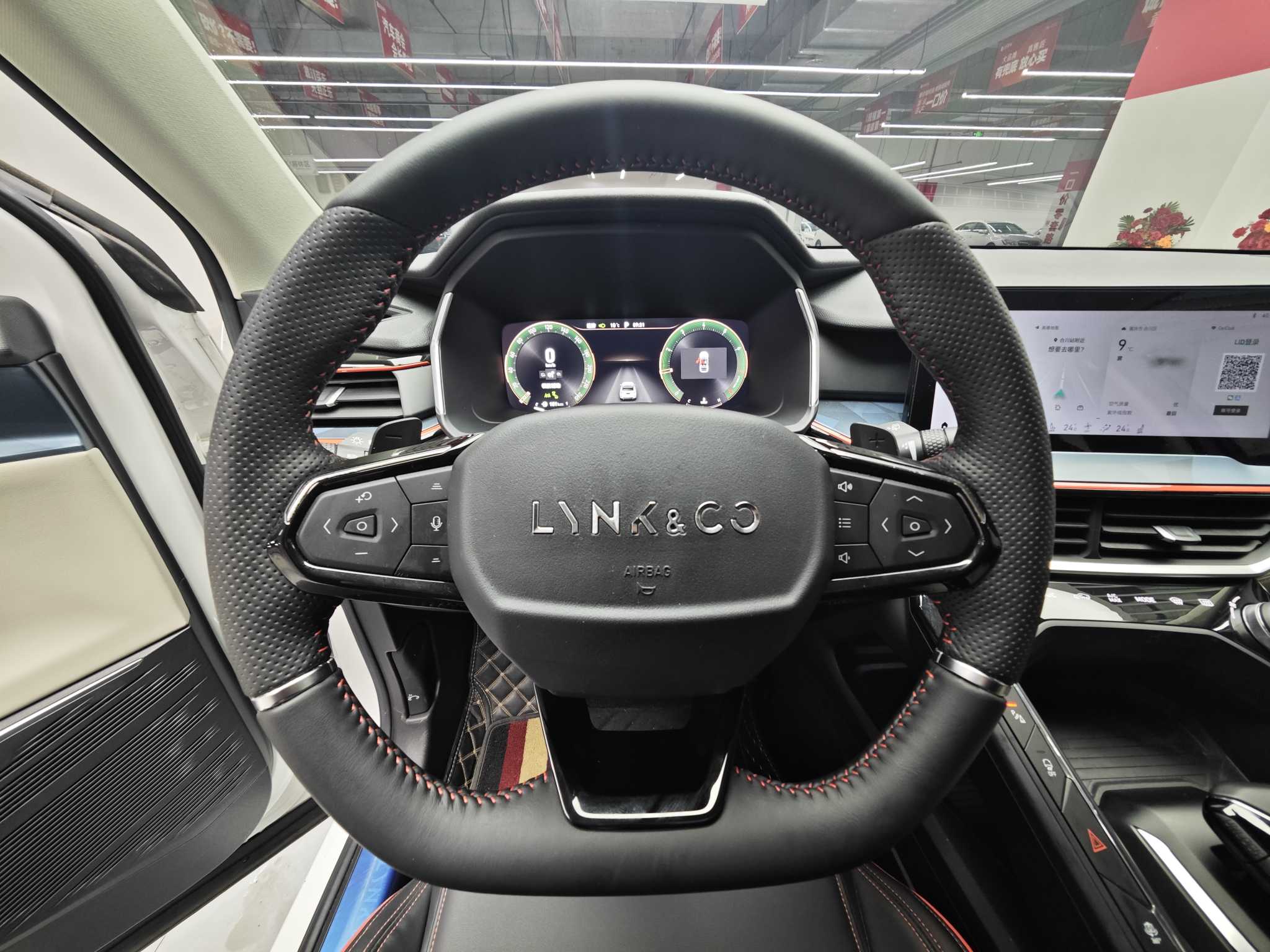 Lynk & Co 06 2021 #7 Lynk & Co 06 2021 car image #7