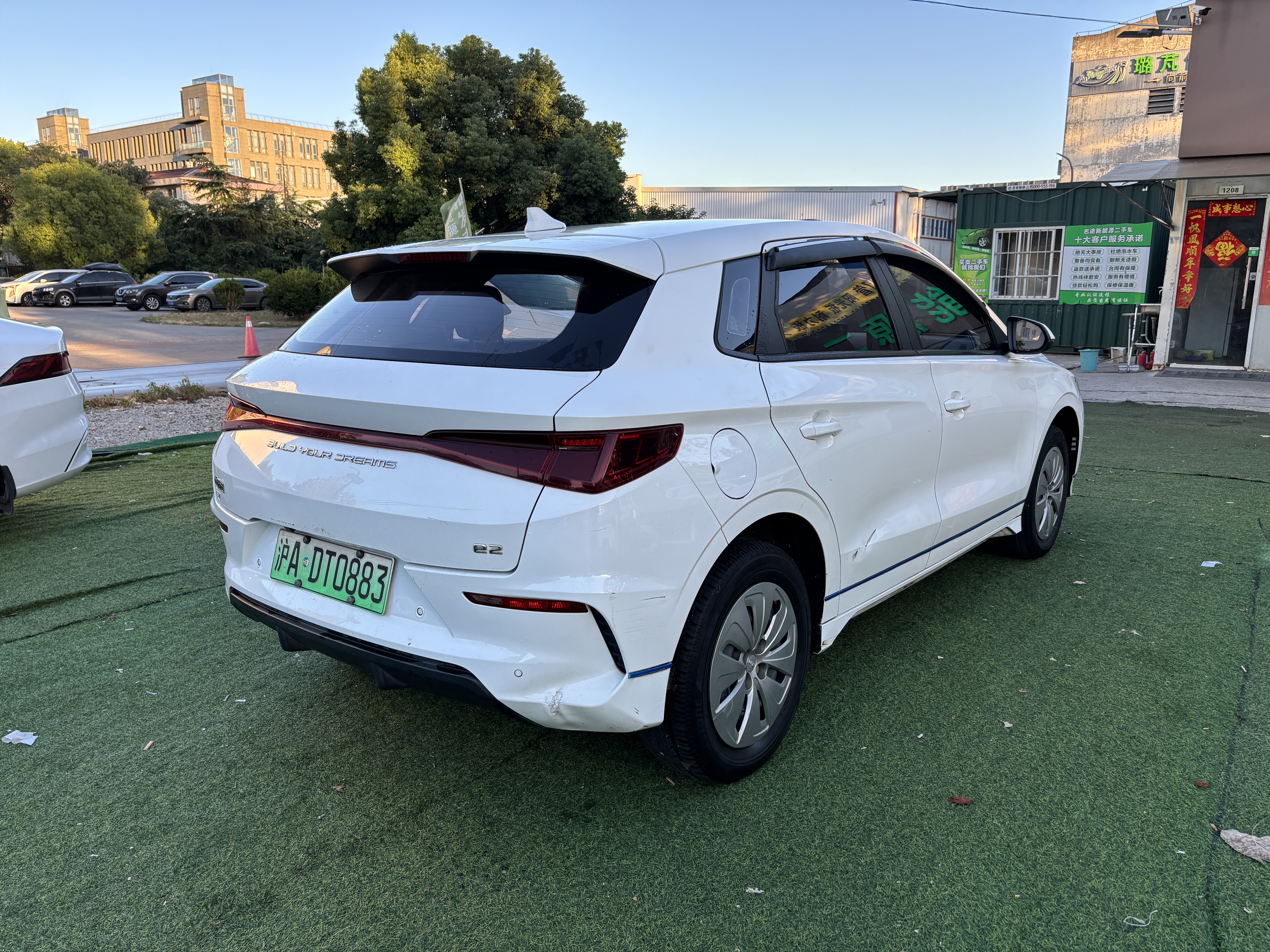 BYD e2 2020 изображение автомобиля #7