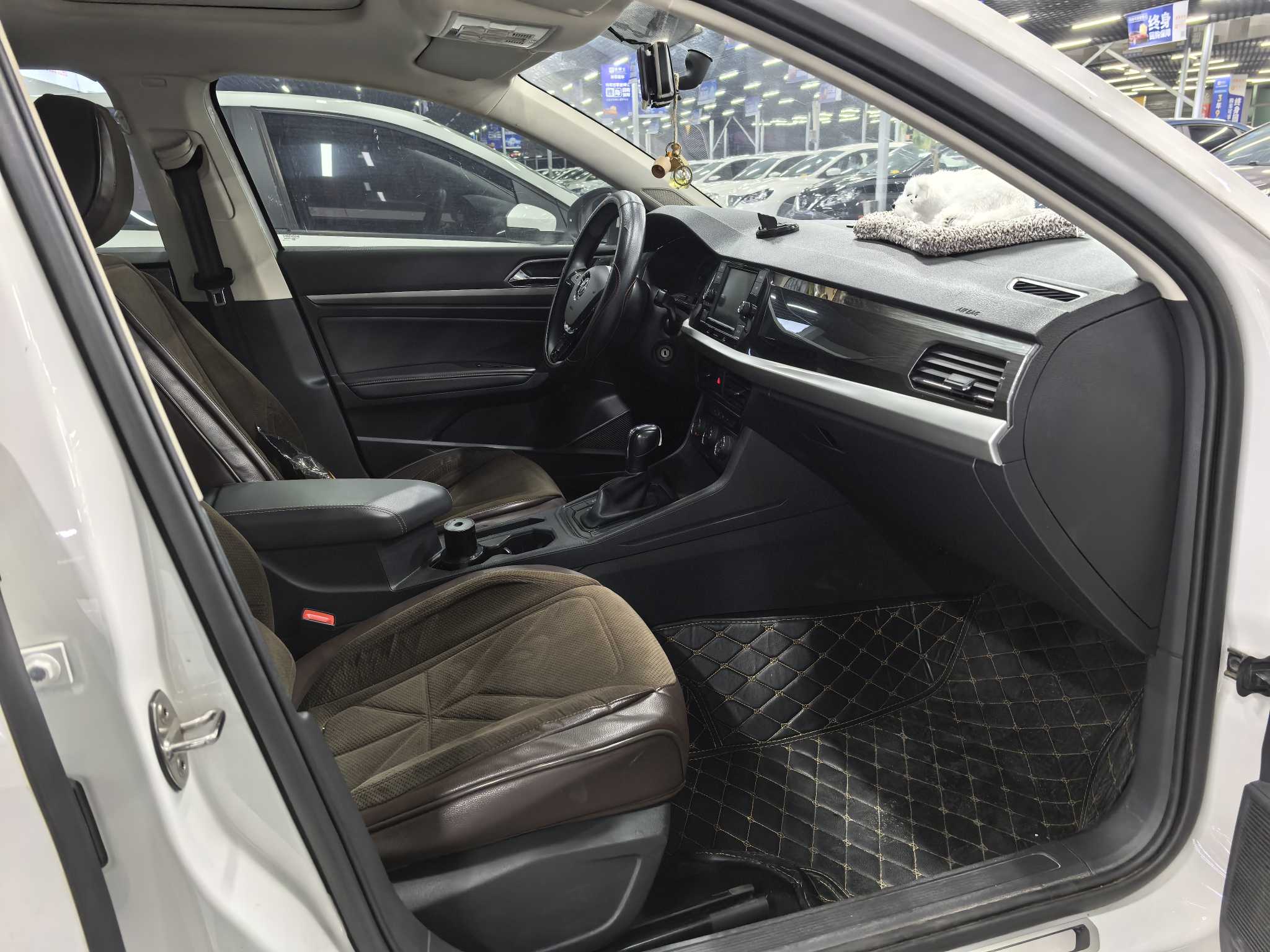 Volkswagen Lavida 2021 #7 Volkswagen Lavida 2021 car image #7