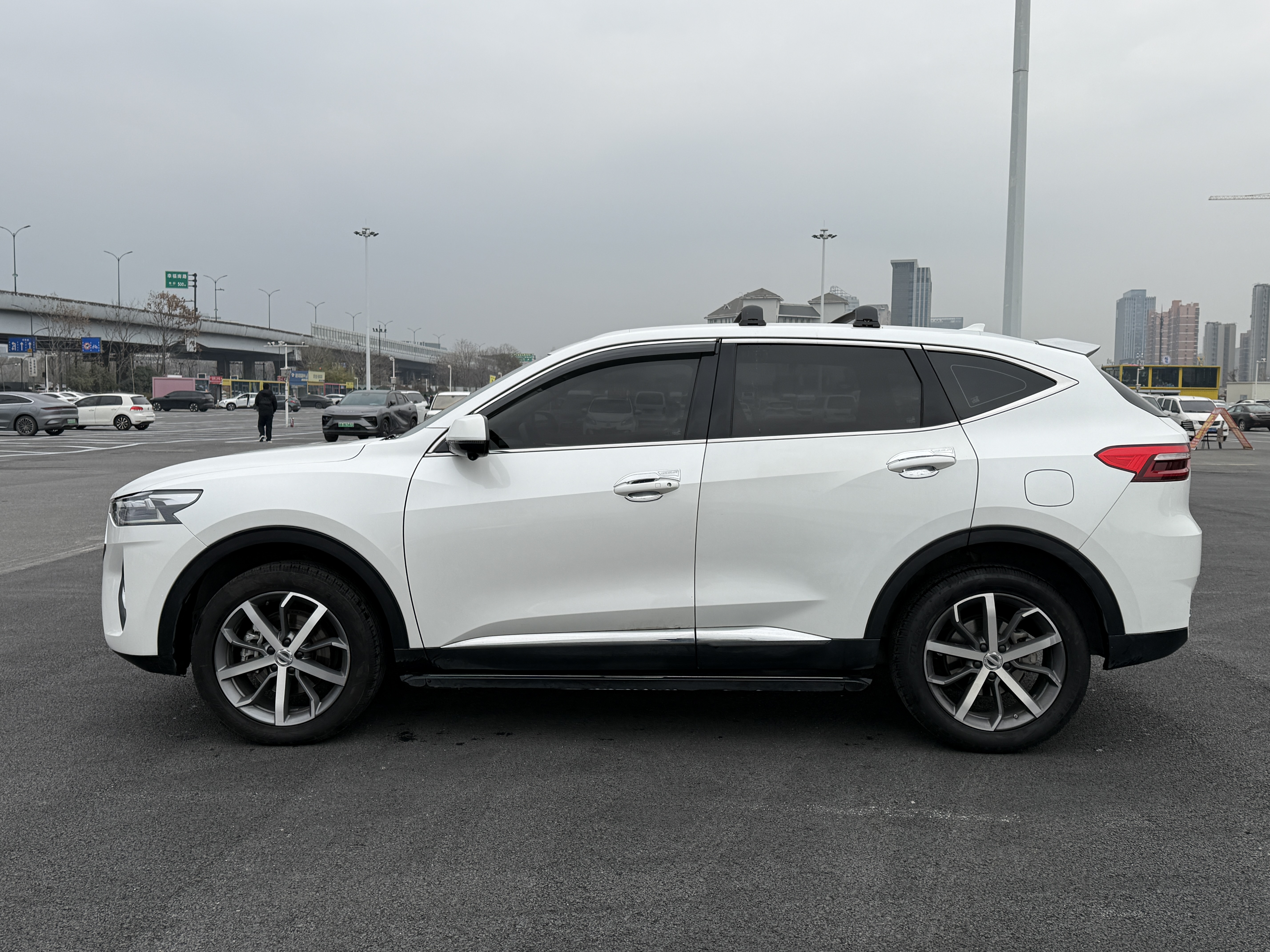 Haval F7 2021 #7 Haval F7 2021 car image #7