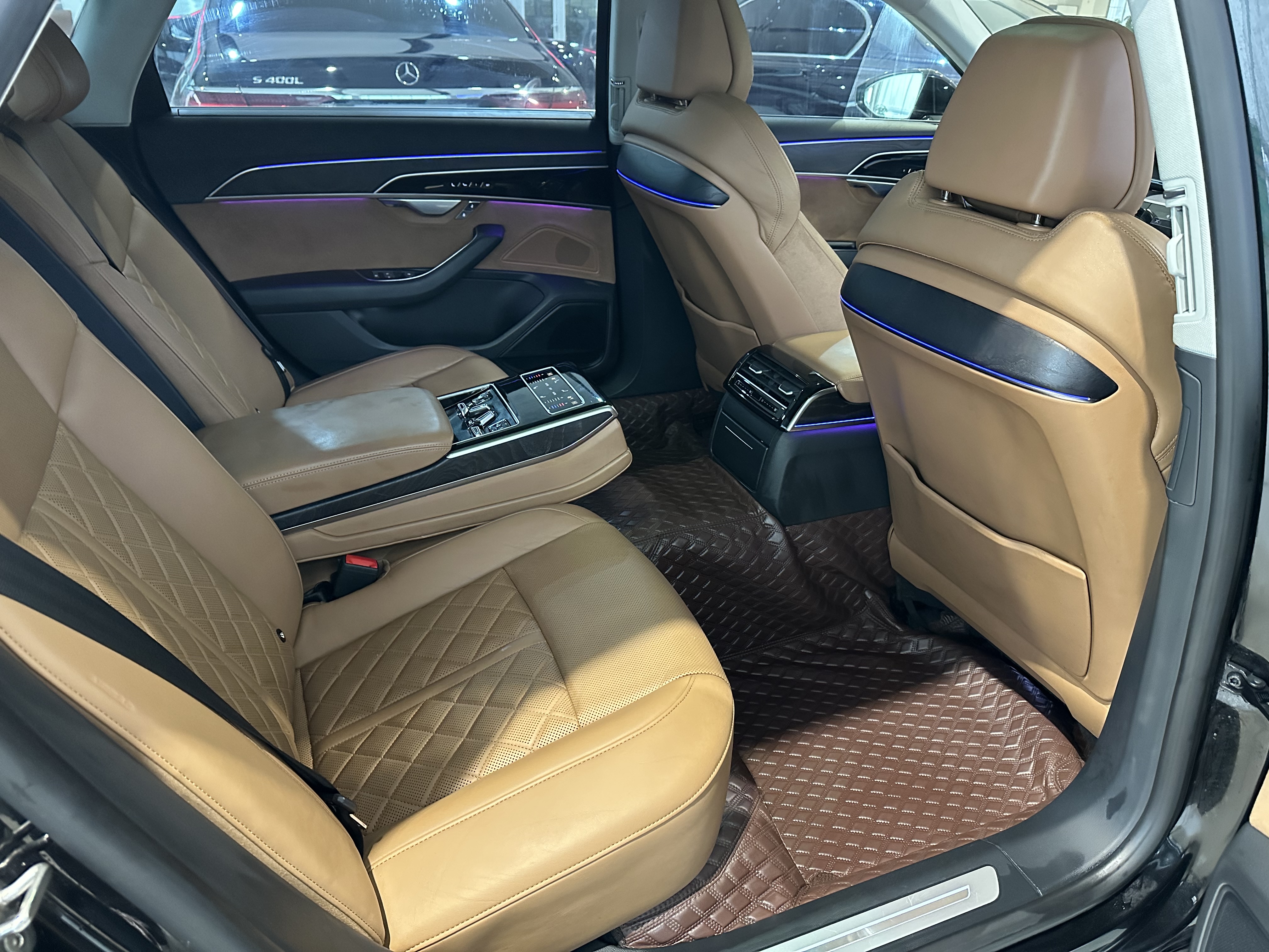 Audi A8 2021 car image #7