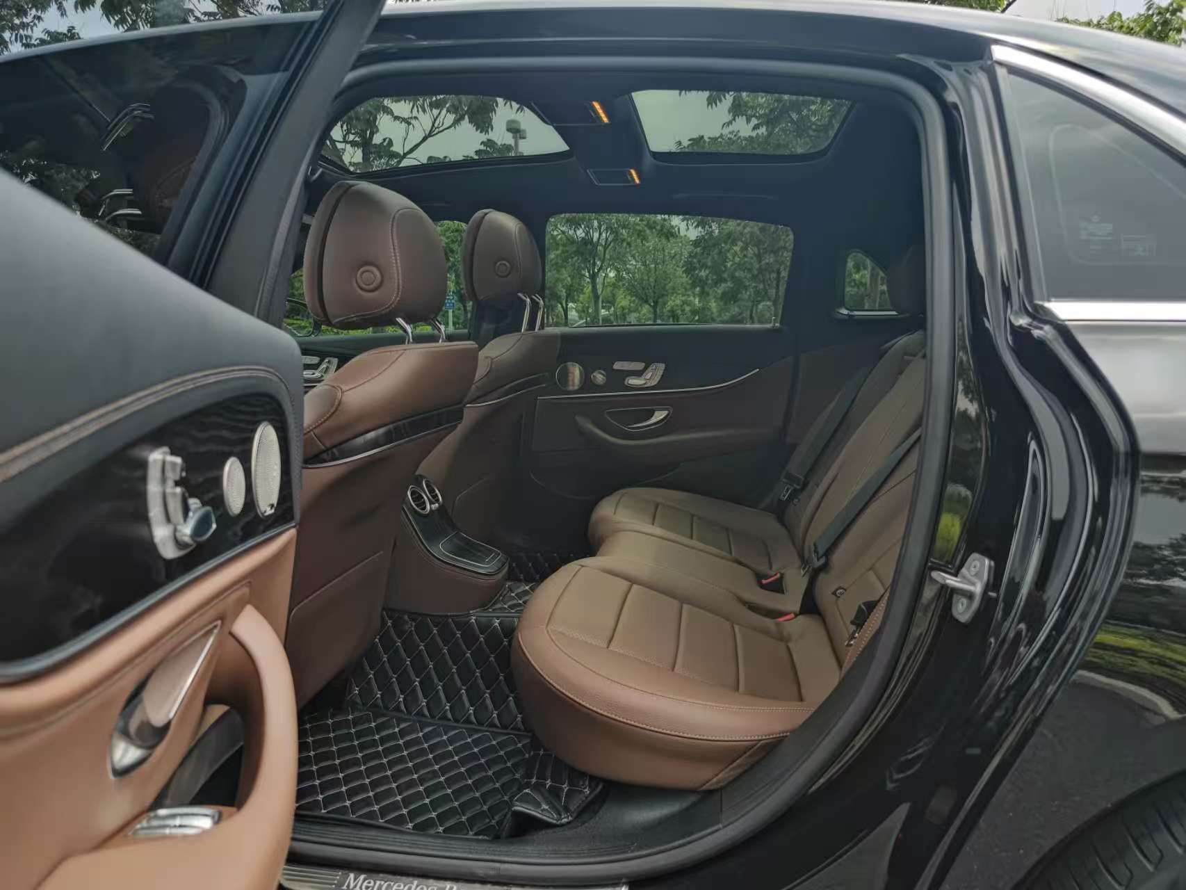 Mercedes-Benz E Class 2021 car image #7