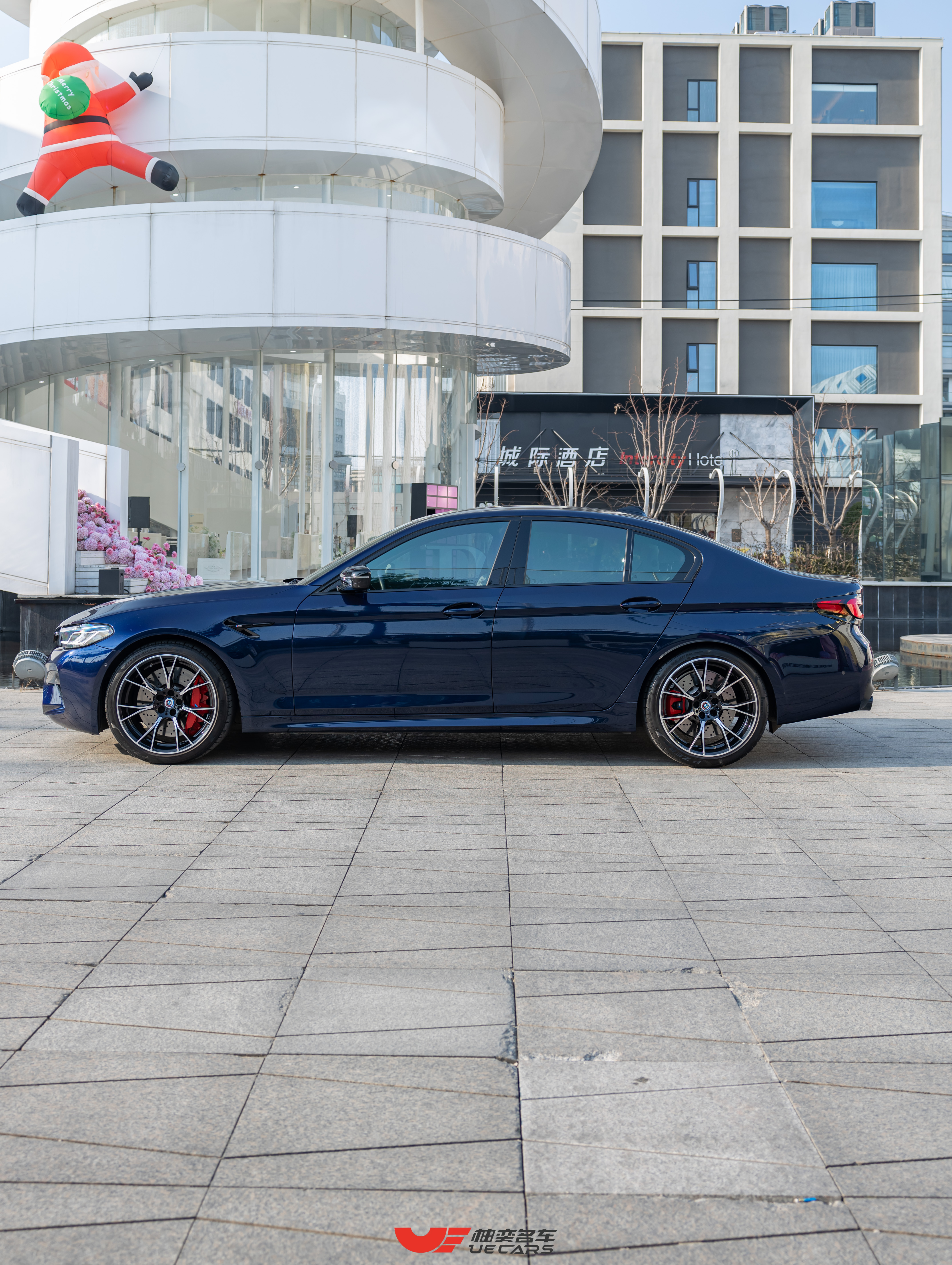 BMW M5 2023 изображение автомобиля #7