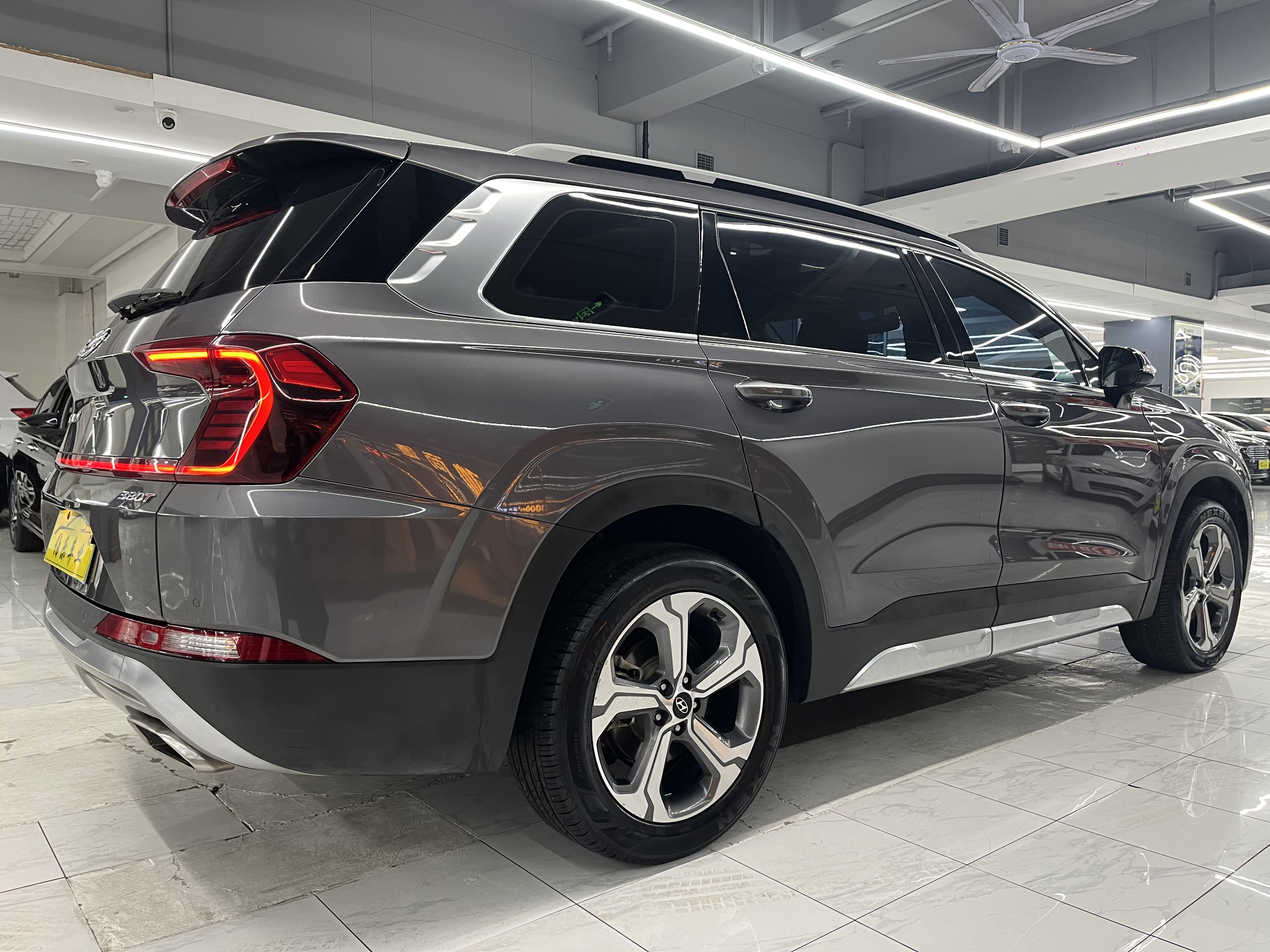 Hyundai Santa Fe 2021 car image #7