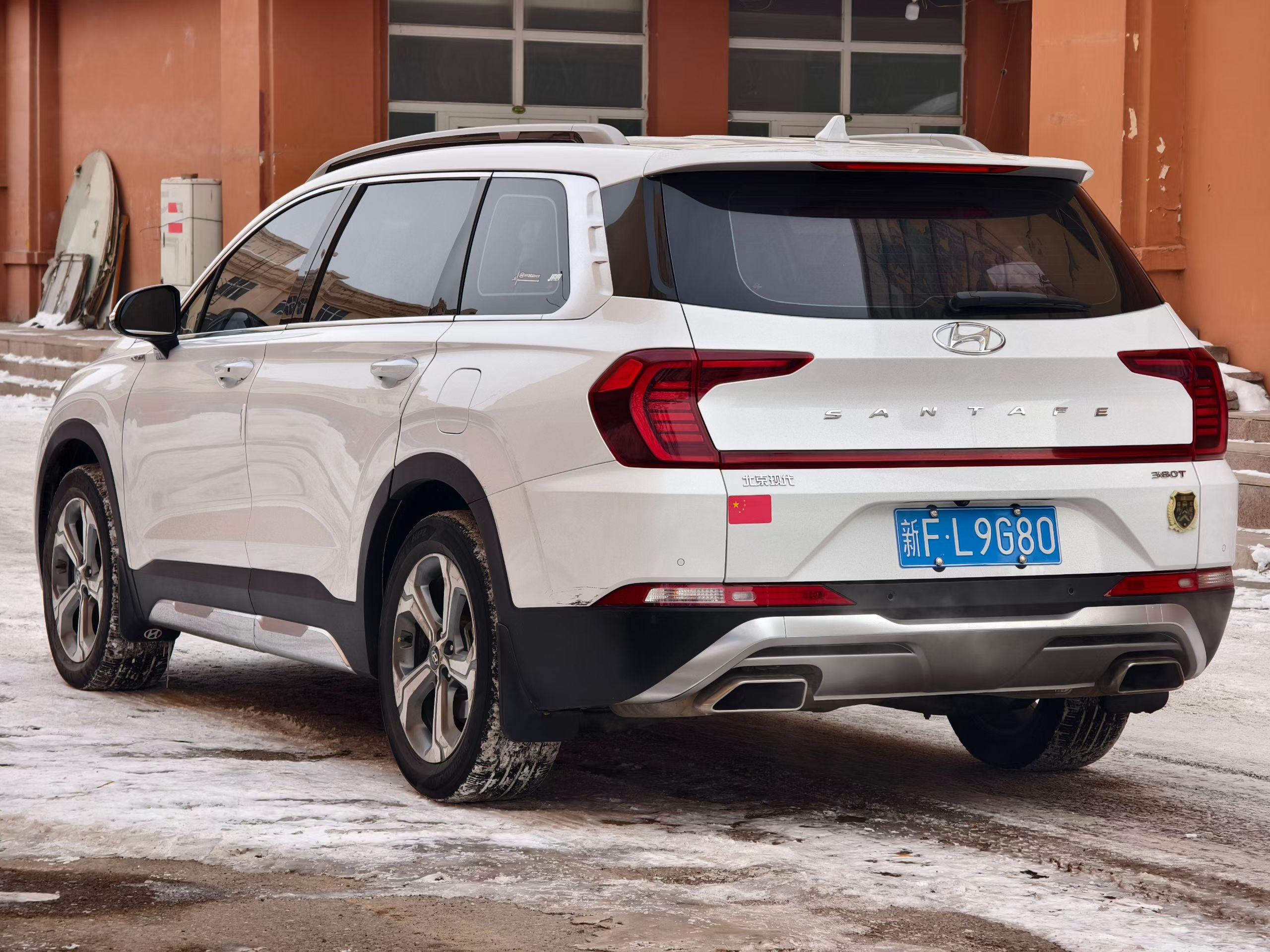 Hyundai Santa Fe 2021 car image #7