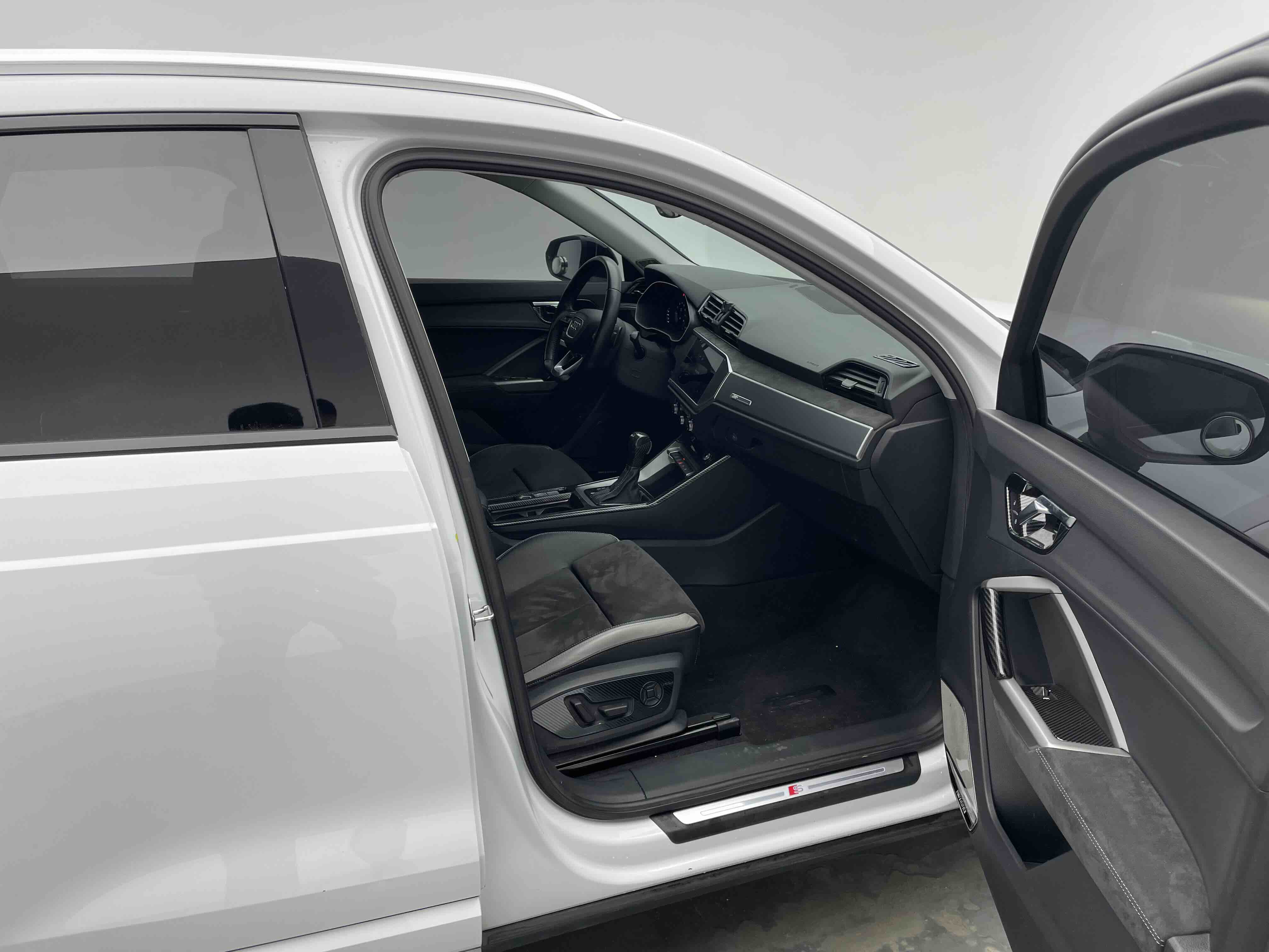 Audi Q3 2021 #7 Audi Q3 2021 car image #7