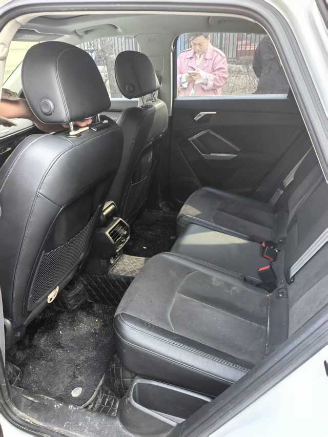 Audi Q3 2022 car image #7