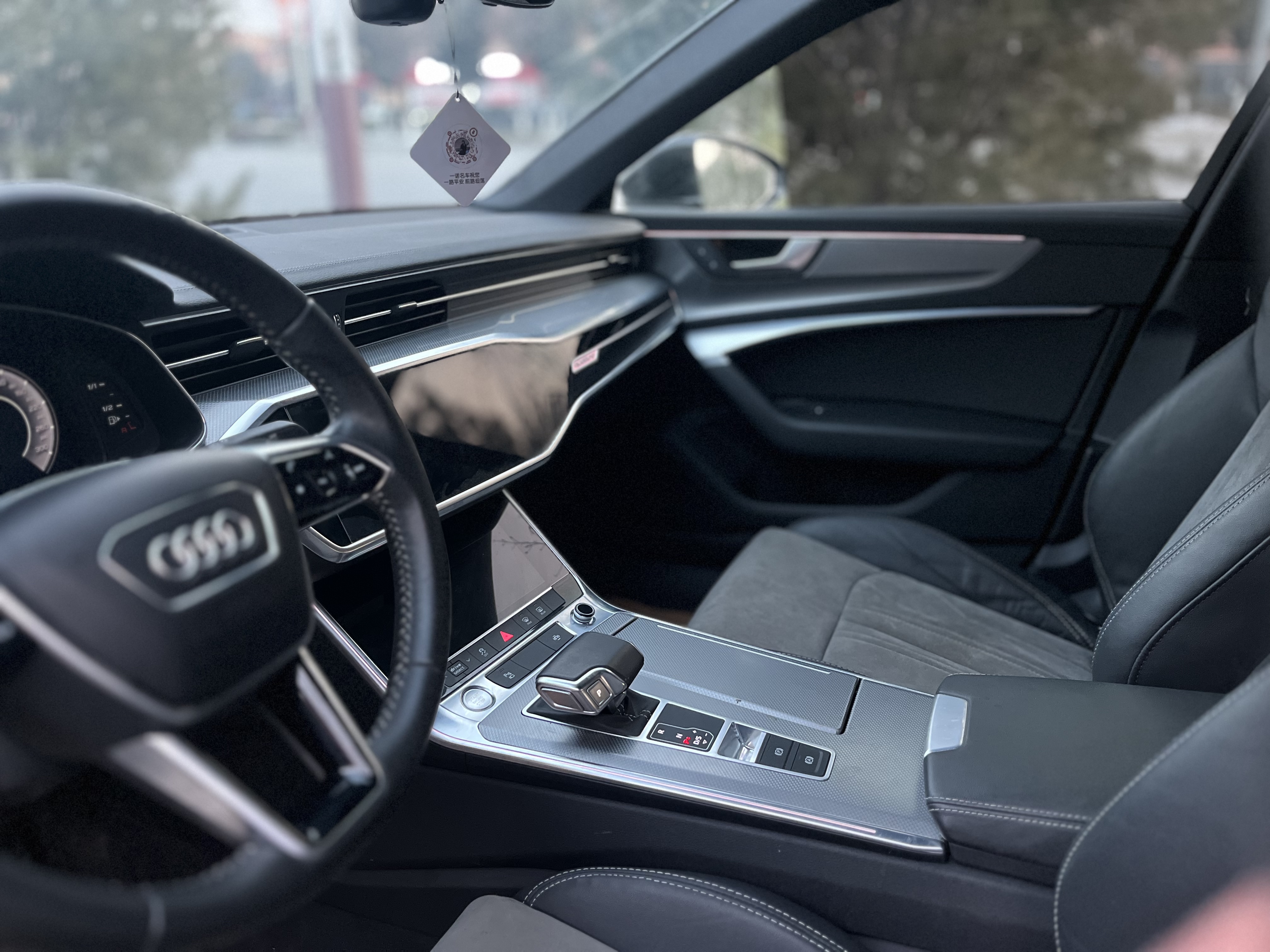 Audi A6L 2020 car image #7