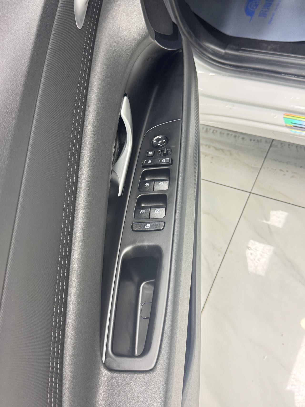 Hyundai Elantra 2021 immagine di auto #7