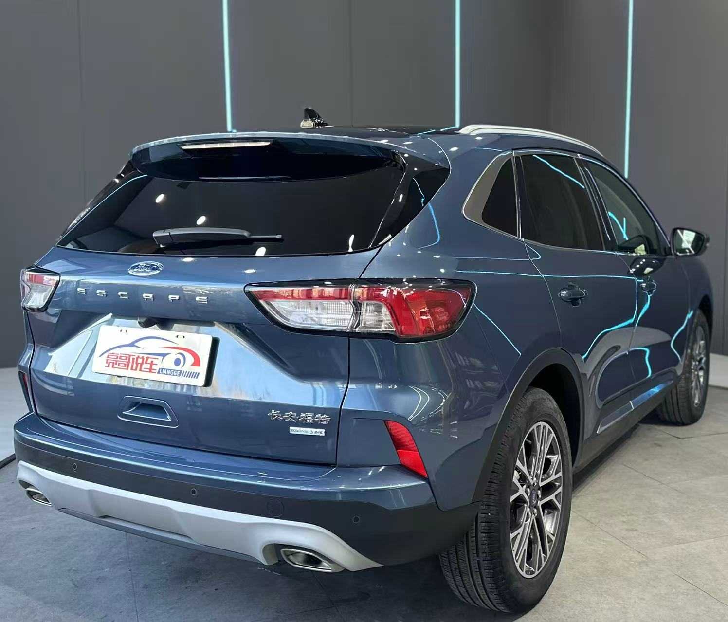 Ford Escape 2023 immagine di auto #7