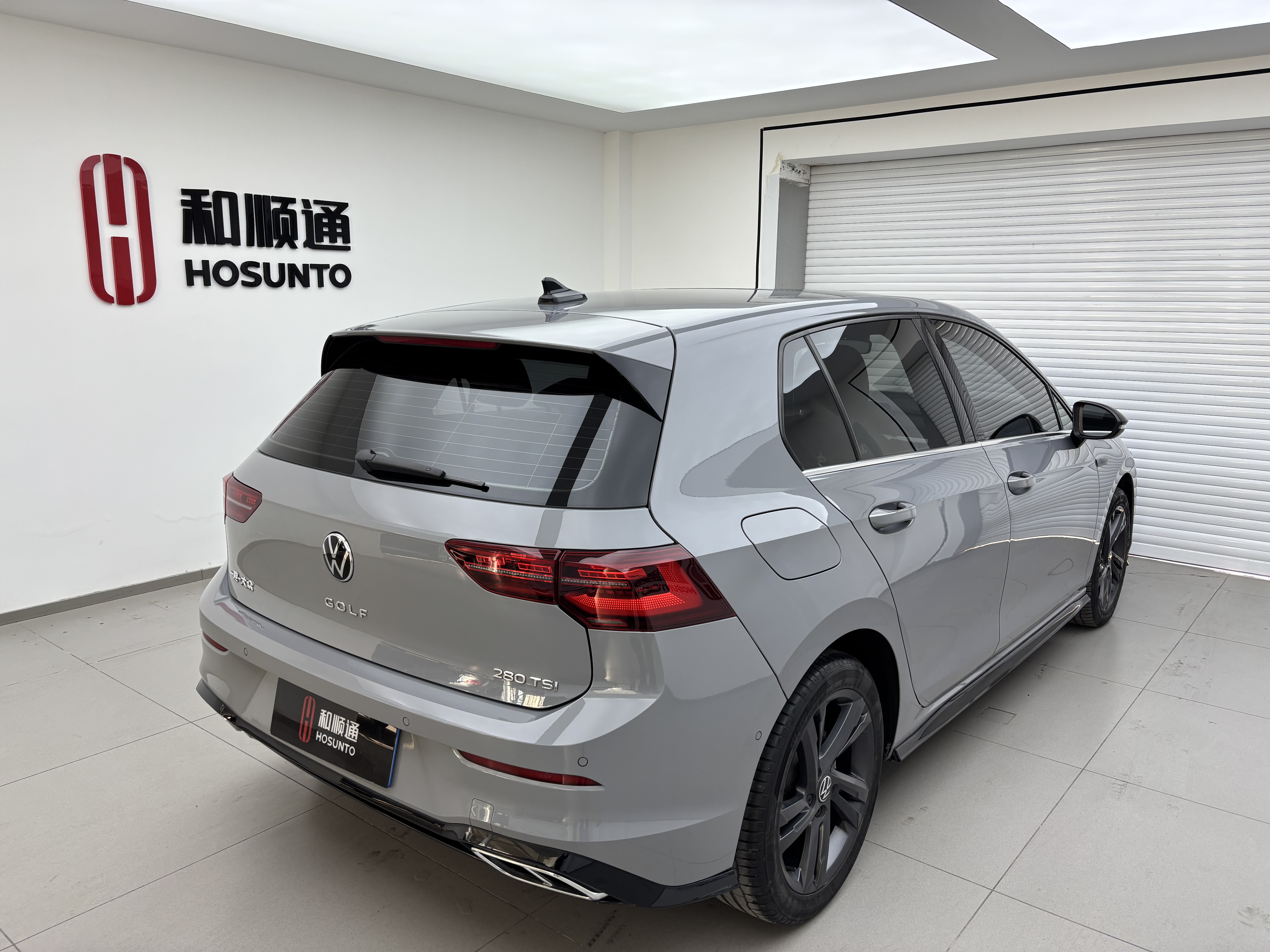 Volkswagen Golf 2022 car image #7