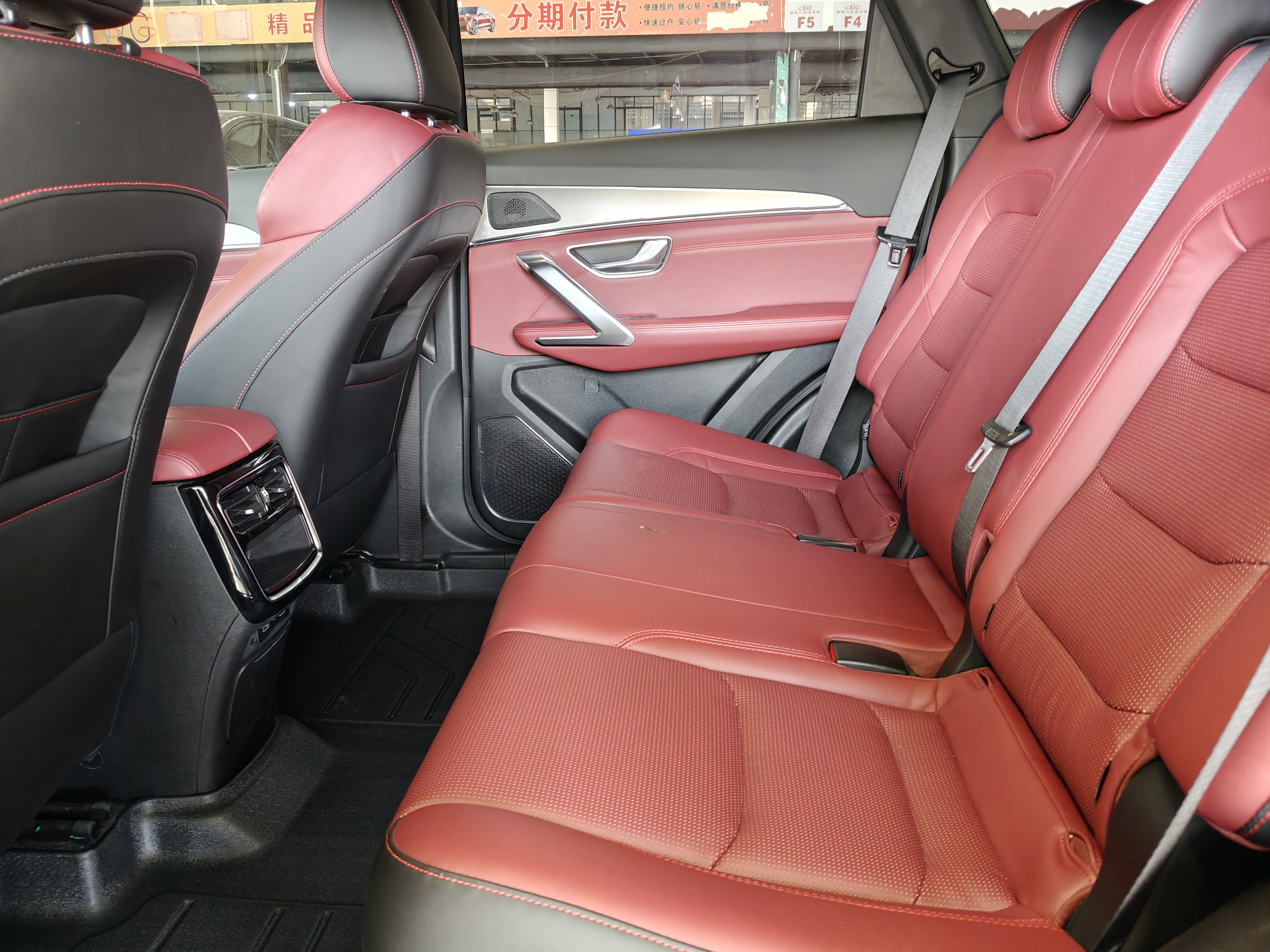 X70 PLUS 2021 car image #7
