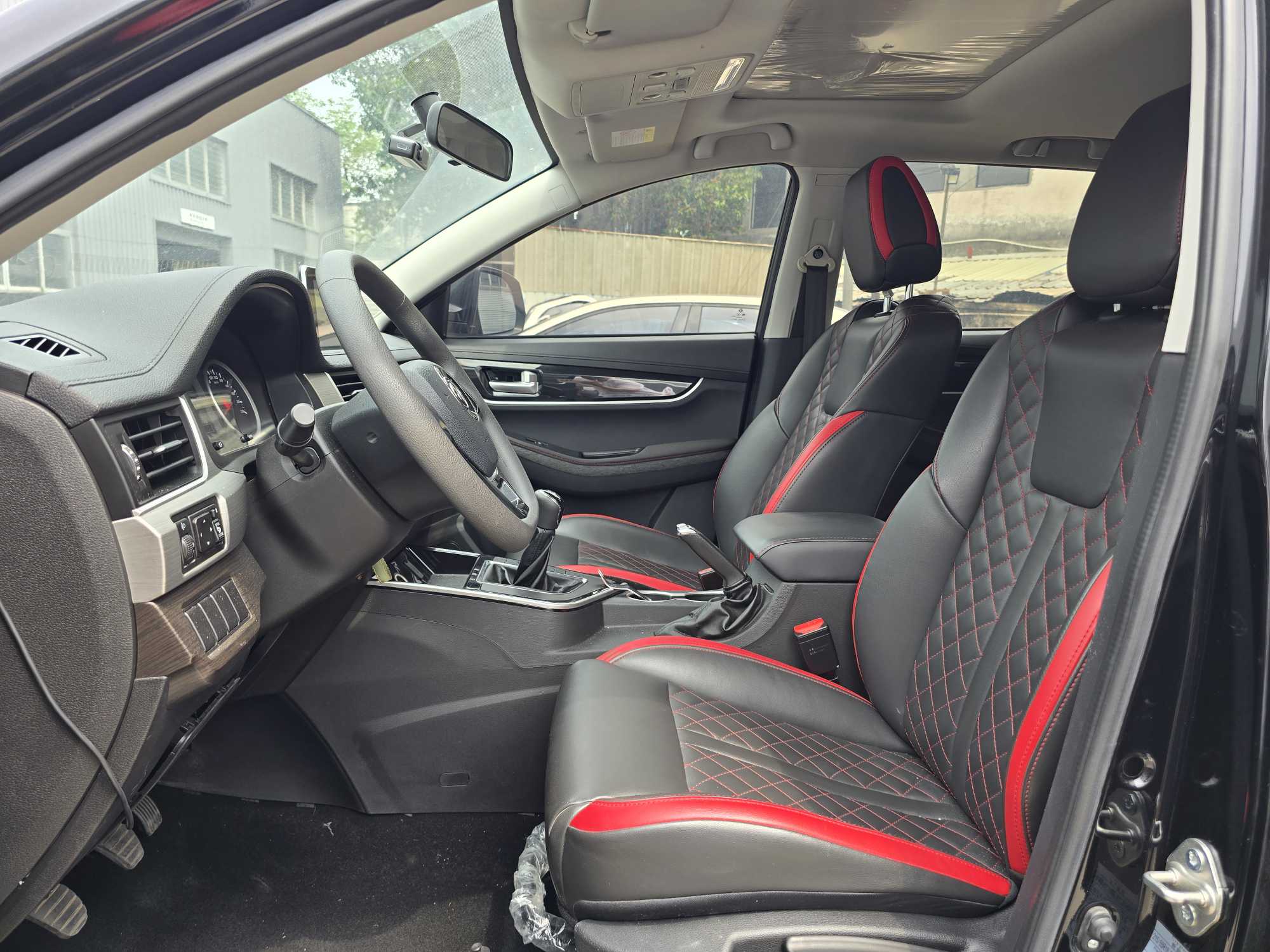 T5 2021 car image #7