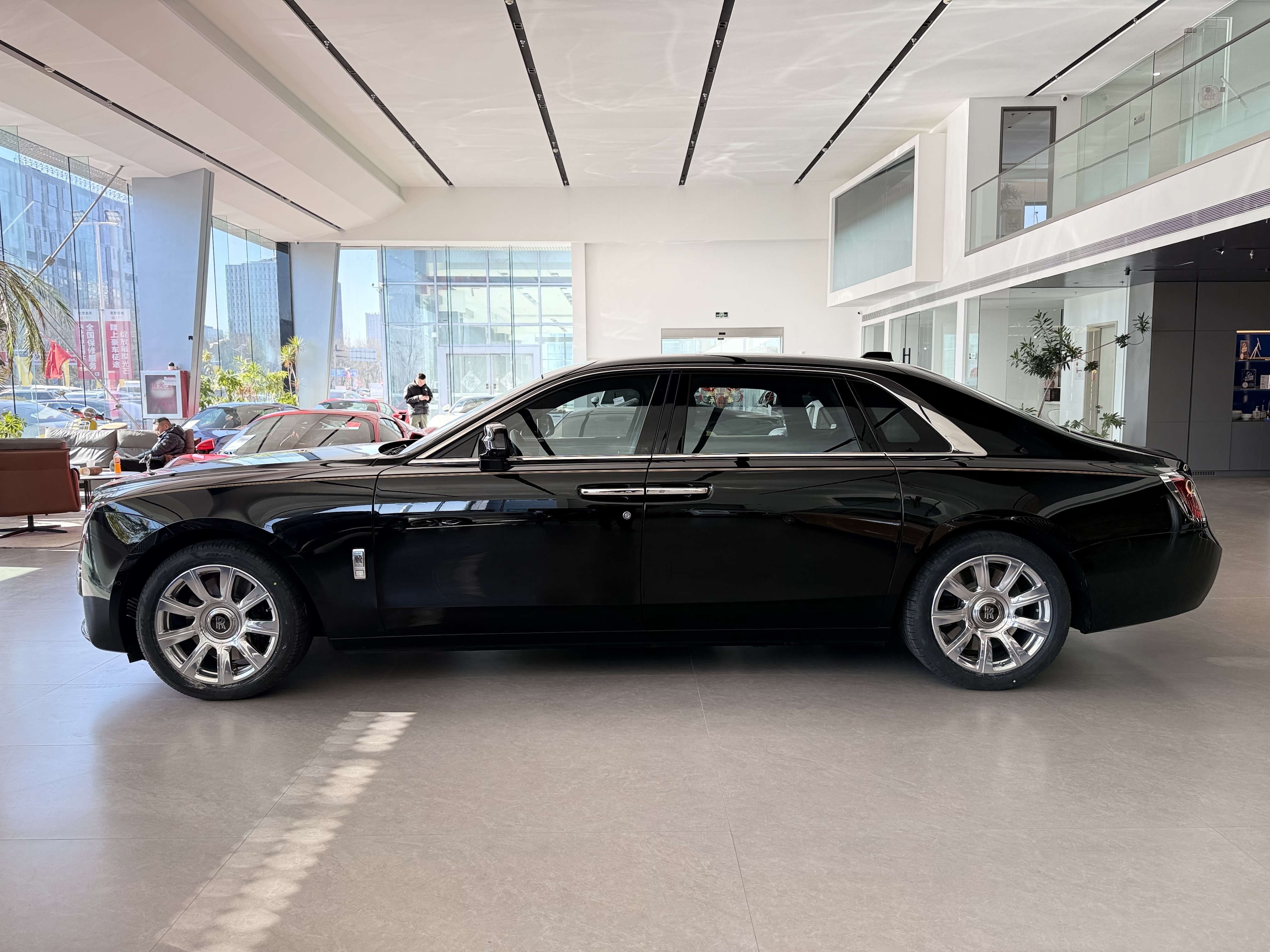 劳斯莱斯 古思特 2022 #7 劳斯莱斯 古思特 2022 汽车图片 #7