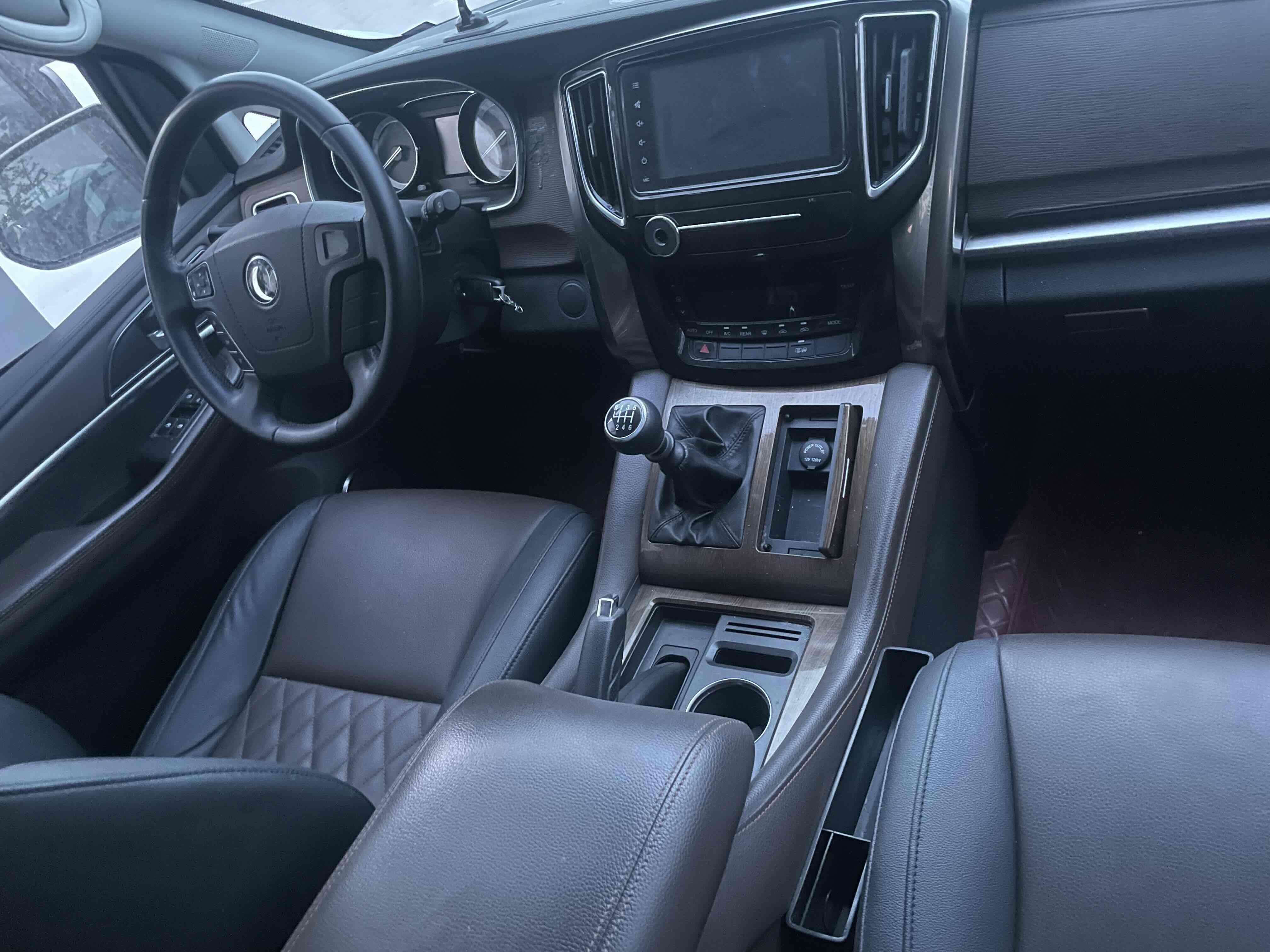 Forthing M7 2021 #7 Forthing M7 2021 صورة سيارة #7