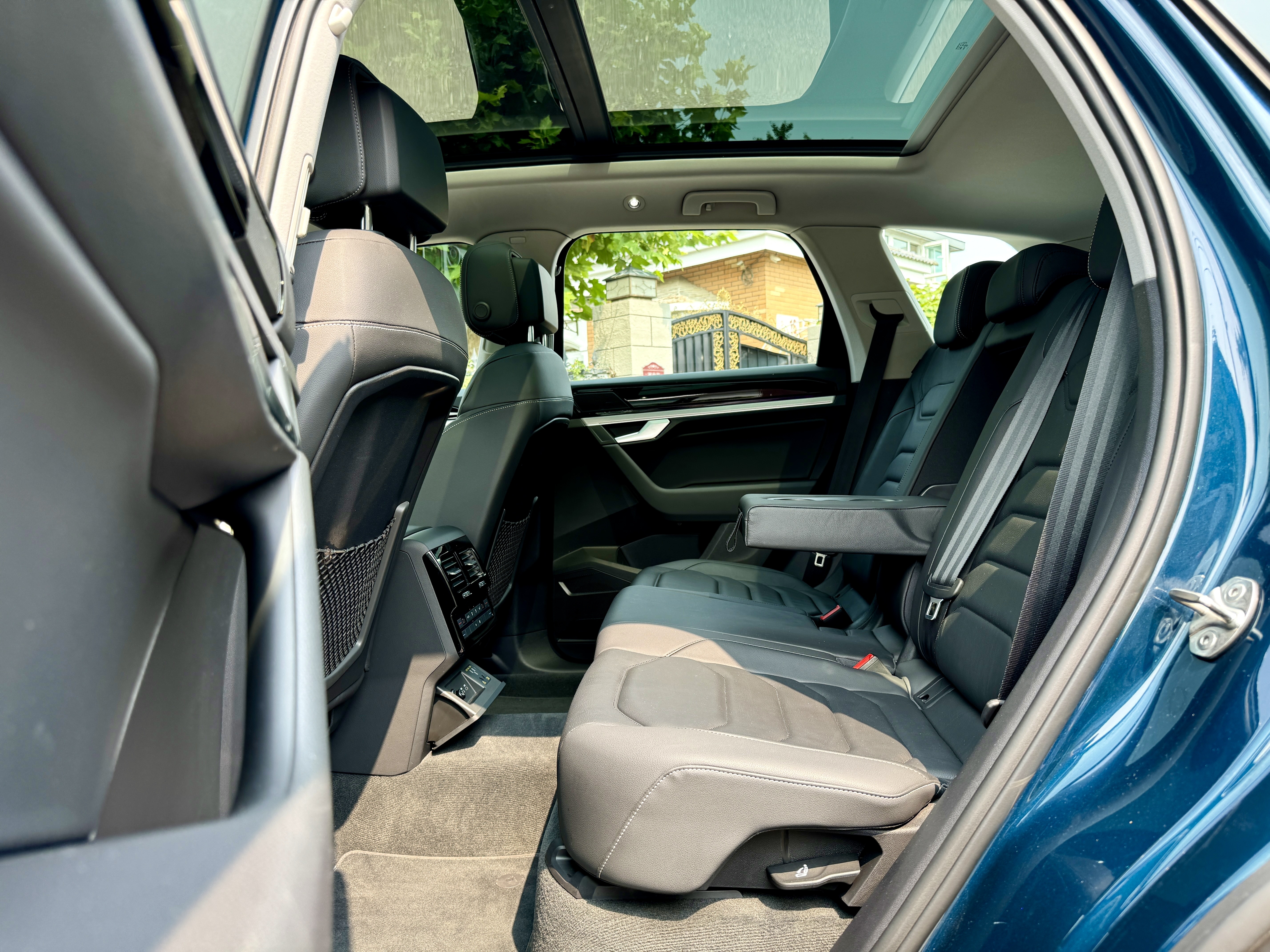 Volkswagen Touareg New Energy 2021 car image #7