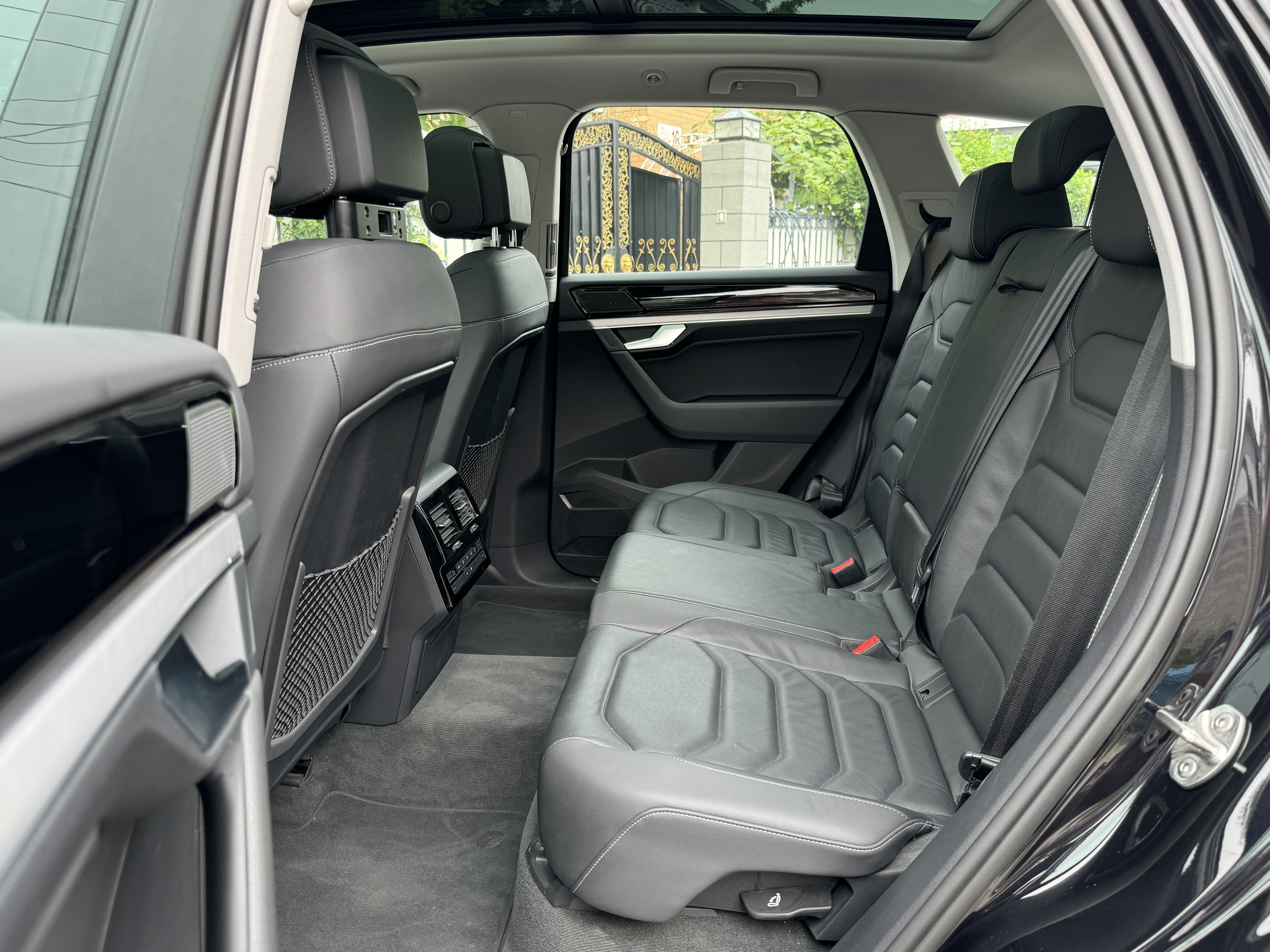 Volkswagen Touareg New Energy 2022 car image #7